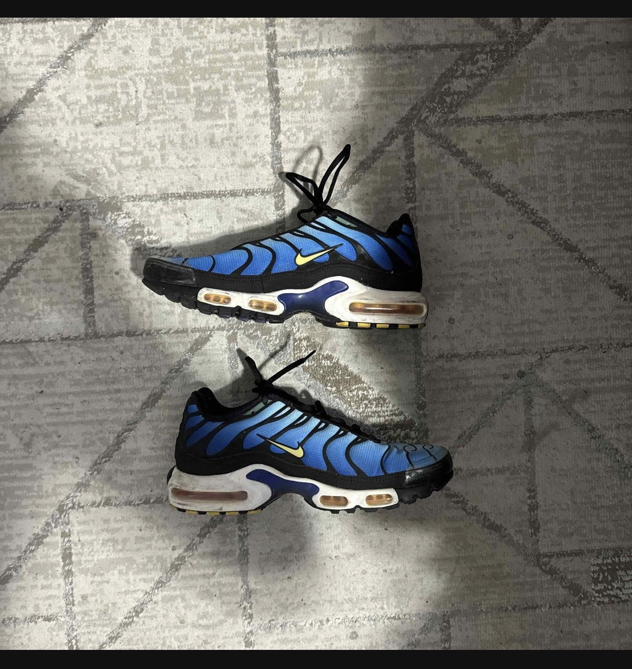 Nike Nike Men's Air Max Plus Hyper Blue OG Retro Size US 10 / EU 43 - 2 Thumbnail