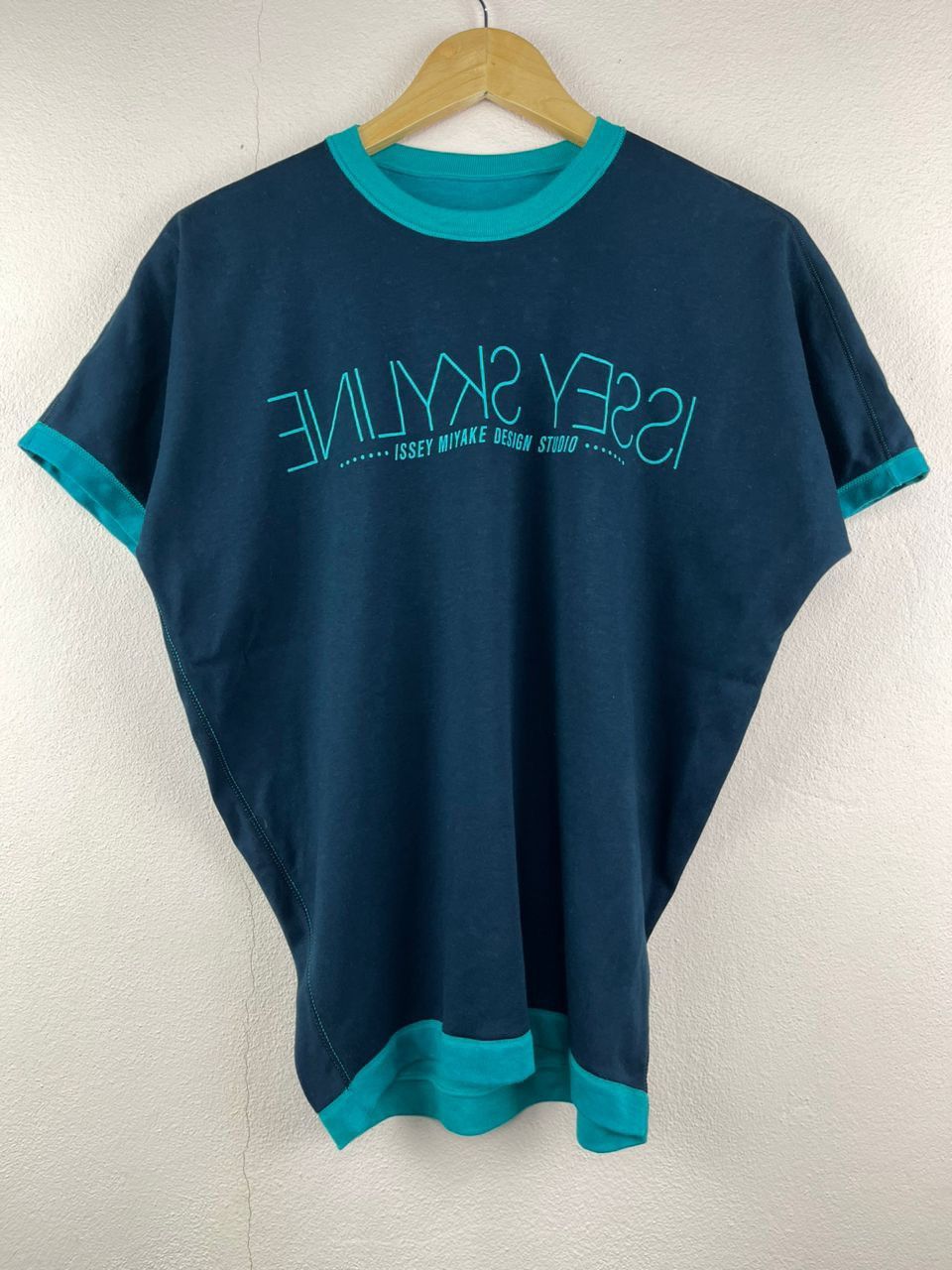 Designer × Issey Miyake × Japanese Brand Issey Skyline Issey Miyake Studio Iconic Logo Tee Size US L / EU 52-54 / 3 - 2 Thumbnail