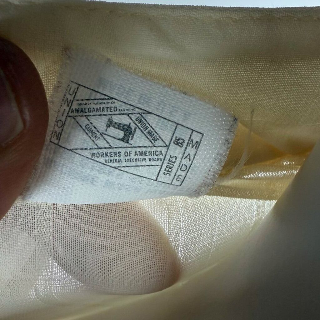 Pierre Balmain PIERRE BALMAIN Butter Cream Yellow Button Down Blouse 12 M Size XL / US 12-14 / IT 48-50 - 9 Thumbnail