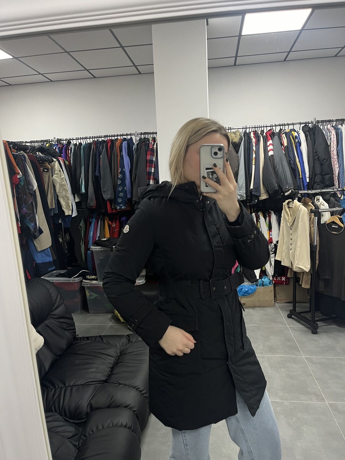 Moncler Authentic Moncler Women Puffer Down Coat Size 1 (S) Size S / US 4 / IT 40 - 2 Thumbnail