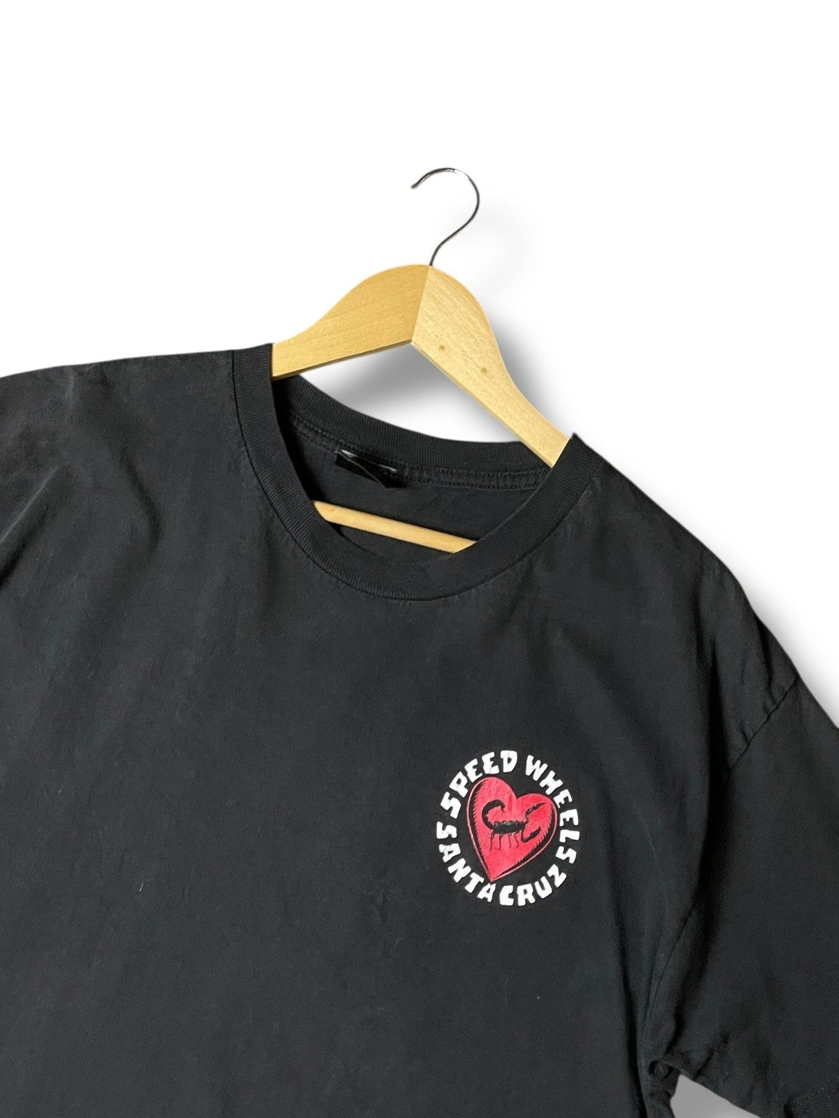 Santa Cruz Skateboards Santa Cruz x Poison Heart Backprint (143) Size US XS / EU 42 / 0 - 3 Thumbnail