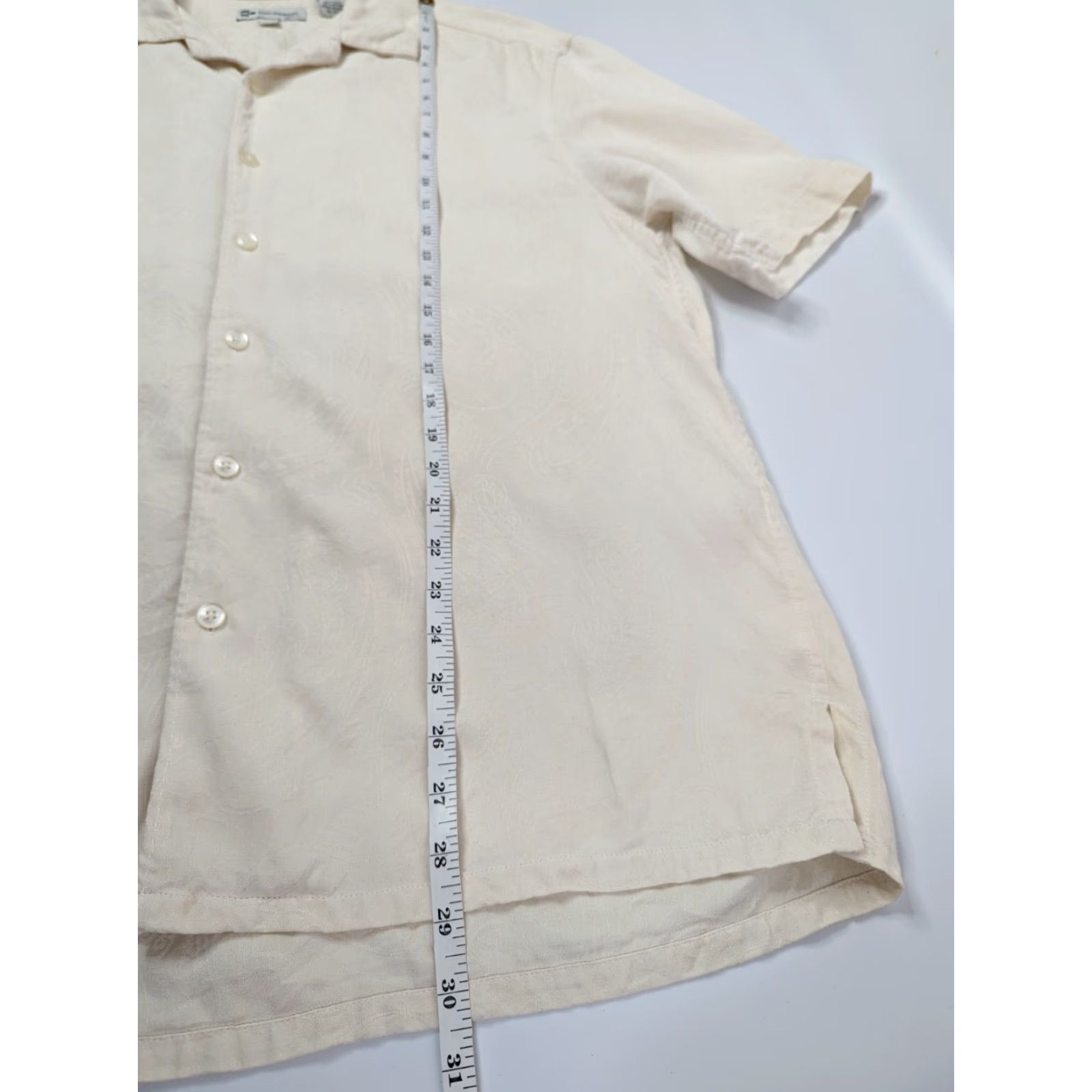 Vintage Wilke Rodriguez Ivory Paisley Short Sleeve Button Silk Cotton Shirt Size Large Mens Size US L / EU 52-54 / 3 - 7 Thumbnail