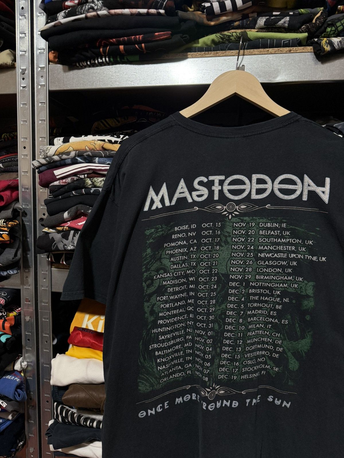 Band Tees Vintage Mastodon 2014 One More Round The Sun Tour T-Shirt Size US XXL / EU 58 / 5 - 4 Thumbnail