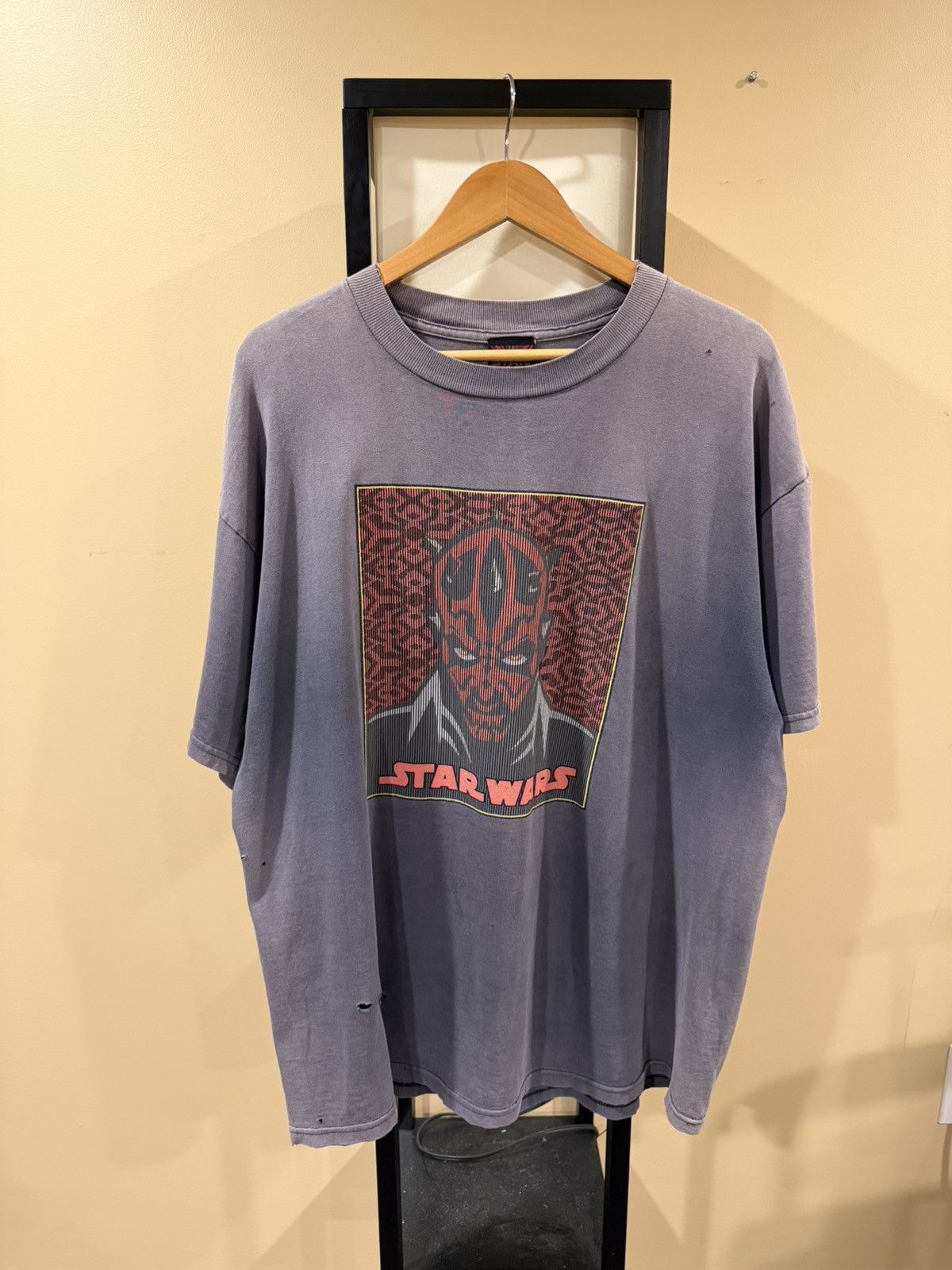 Vintage Vintage 1999 Darth Maul Portrait Star Wars Sun Faded T-Shirt Size US XL / EU 56 / 4 - 1 Thumbnail