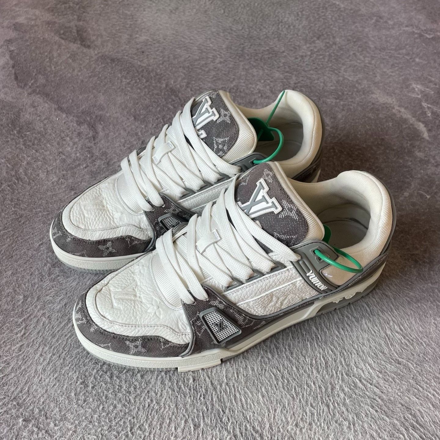 Louis Vuitton Louis Vuitton Training Denim White Lowtop Sneakers 41 Men Size US 8.5 / EU 41-42 - 1 Thumbnail