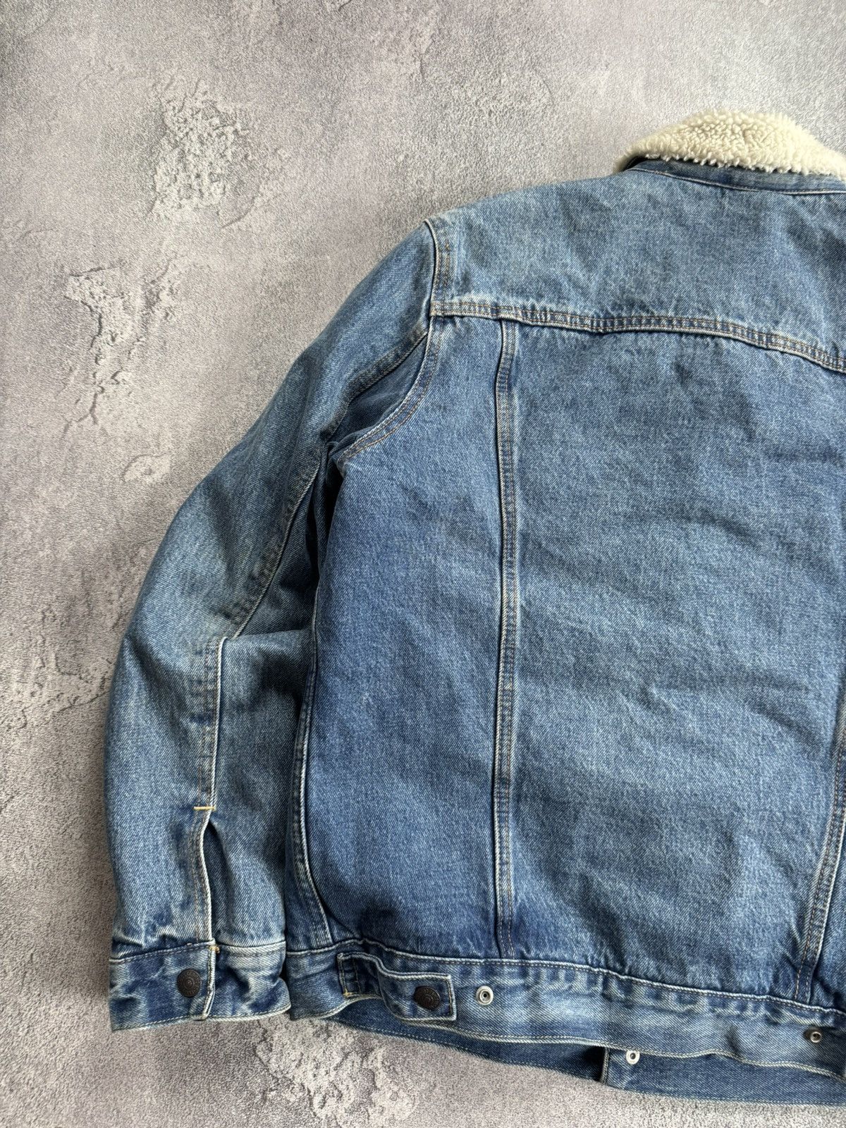 Levi's × Levi's Vintage Clothing × Vintage Levi’s L denim Sherpa jacket lined trucker bomber casual Size US L / EU 52-54 / 3 - 15 Thumbnail