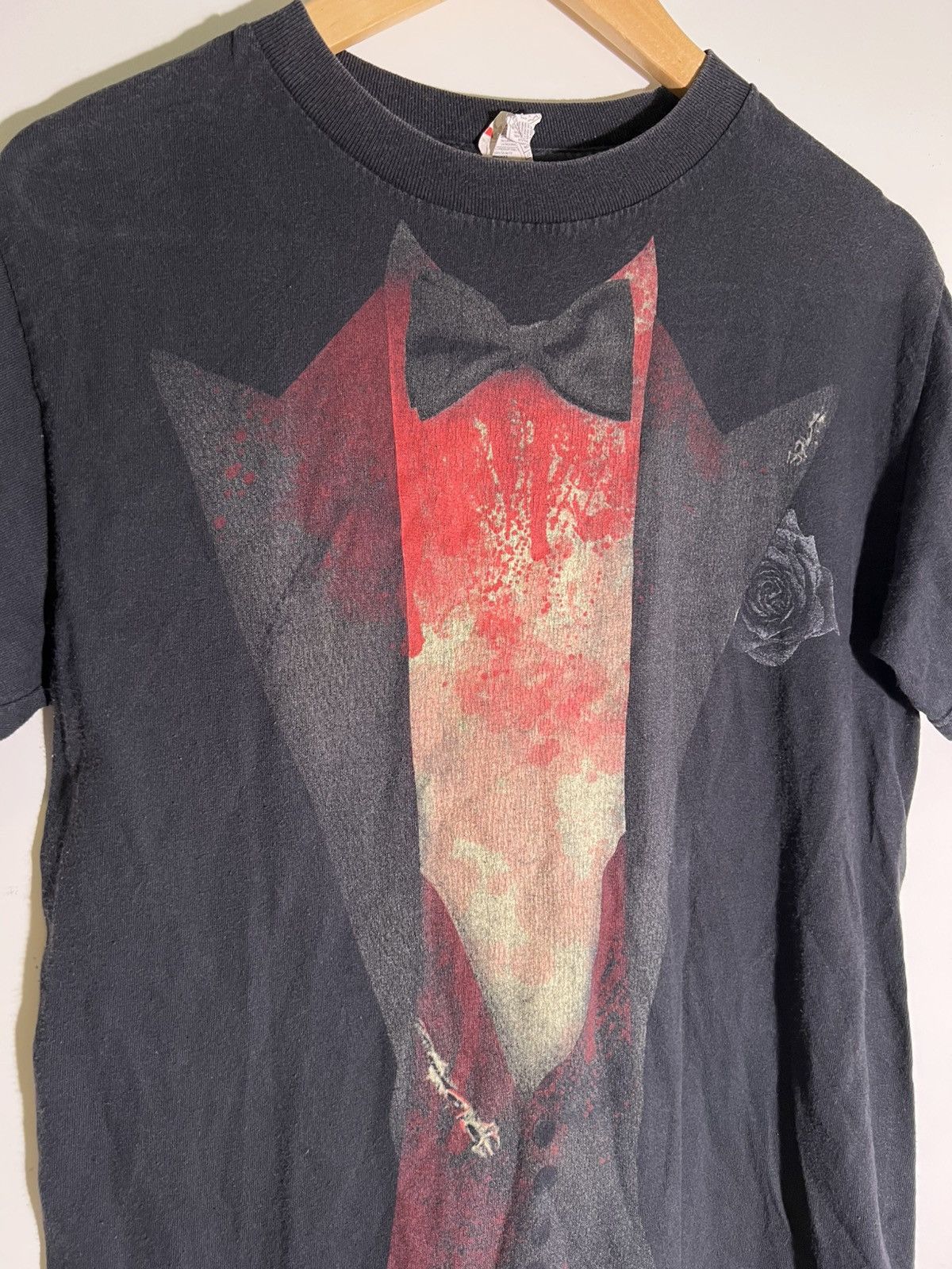 Vintage Y2K 2000’s VTG Vintage Bloody Gory Tuxedo Goth Graphic Shirt Size US S / EU 44-46 / 1 - 3 Thumbnail