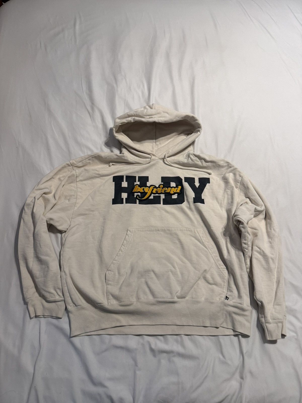 Holiday Brand Holiday Brand x Boyfriend wearhouse cream hoodie Size XXL Size US XXL / EU 58 / 5 - 1 Thumbnail