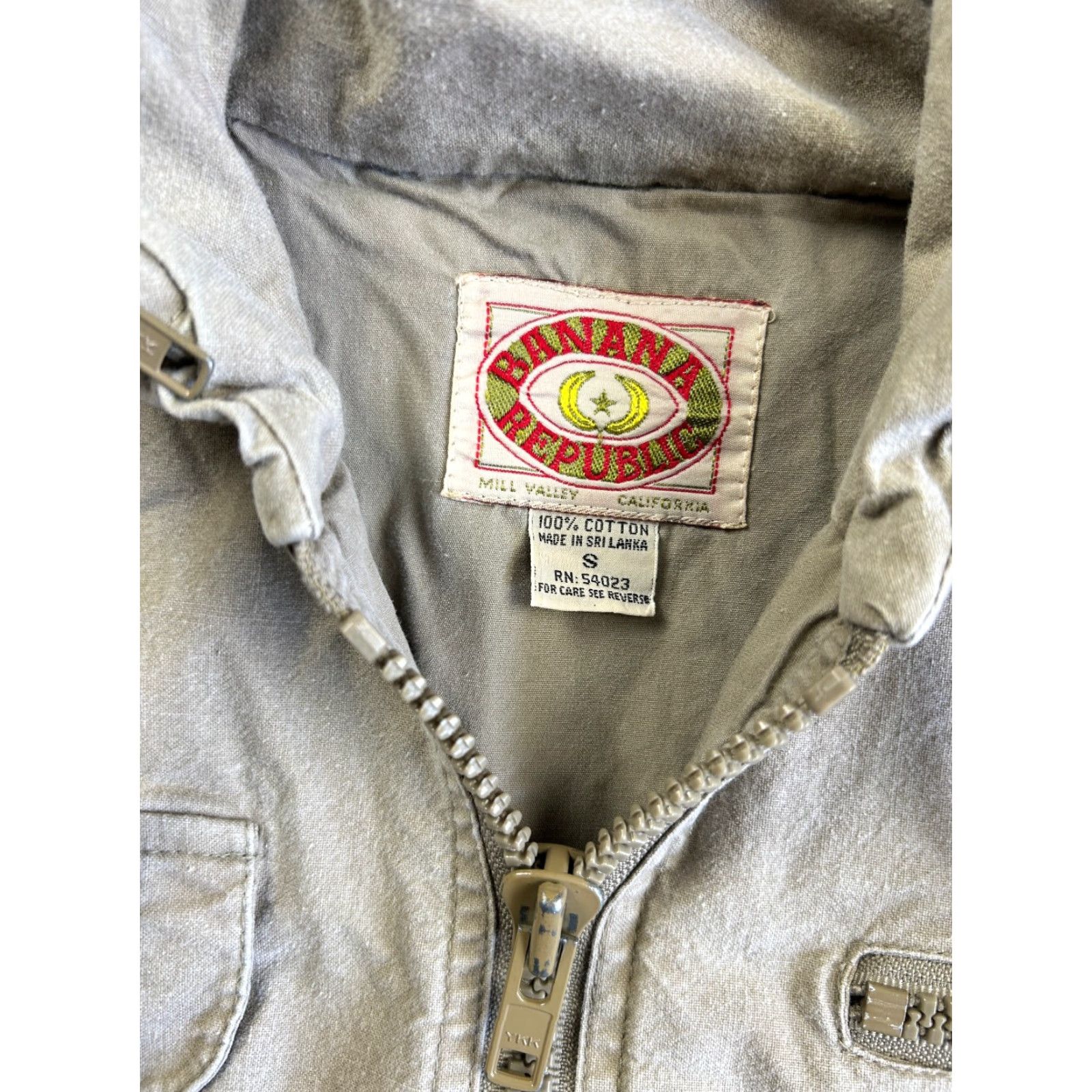 Banana Republic VINTAGE Banana Republic Hooded Bush Vest Mens Sz S Safari Photography Hunting Shirt Size US S / EU 44-46 / 1 - 3 Thumbnail