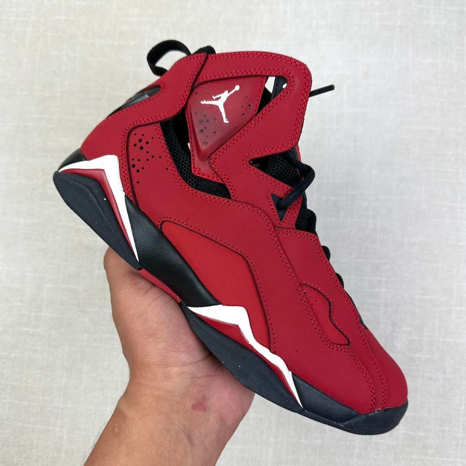 Jordache ♥️ 2015 Jordan True Flight "Gym Red" 11.5M Size US 11.5 / EU 44-45 - 1 Thumbnail