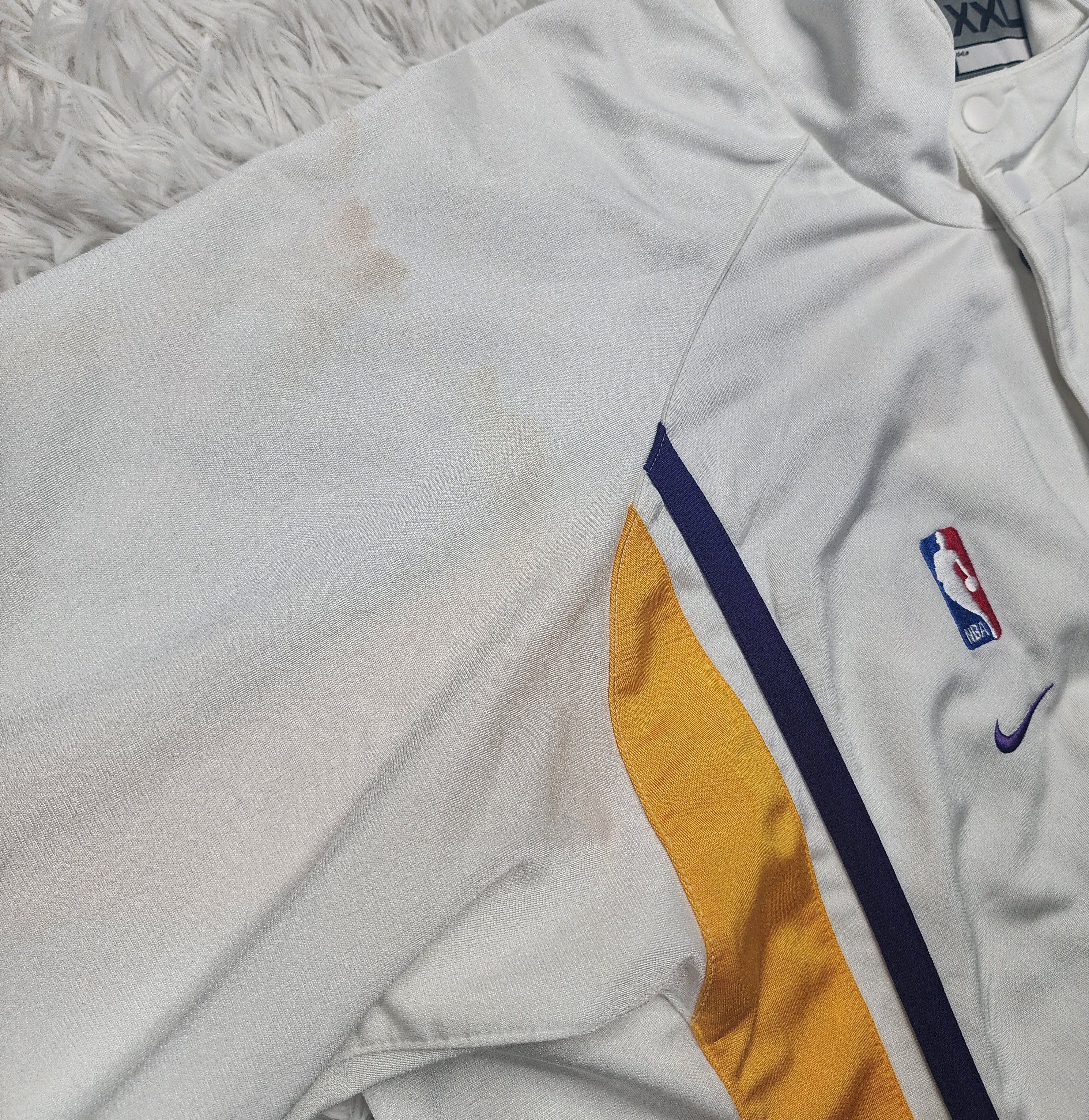 Nike Vintage 90s Nike NBA LA Lakers warm up jacket Size US XXL / EU 58 / 5 - 4 Thumbnail