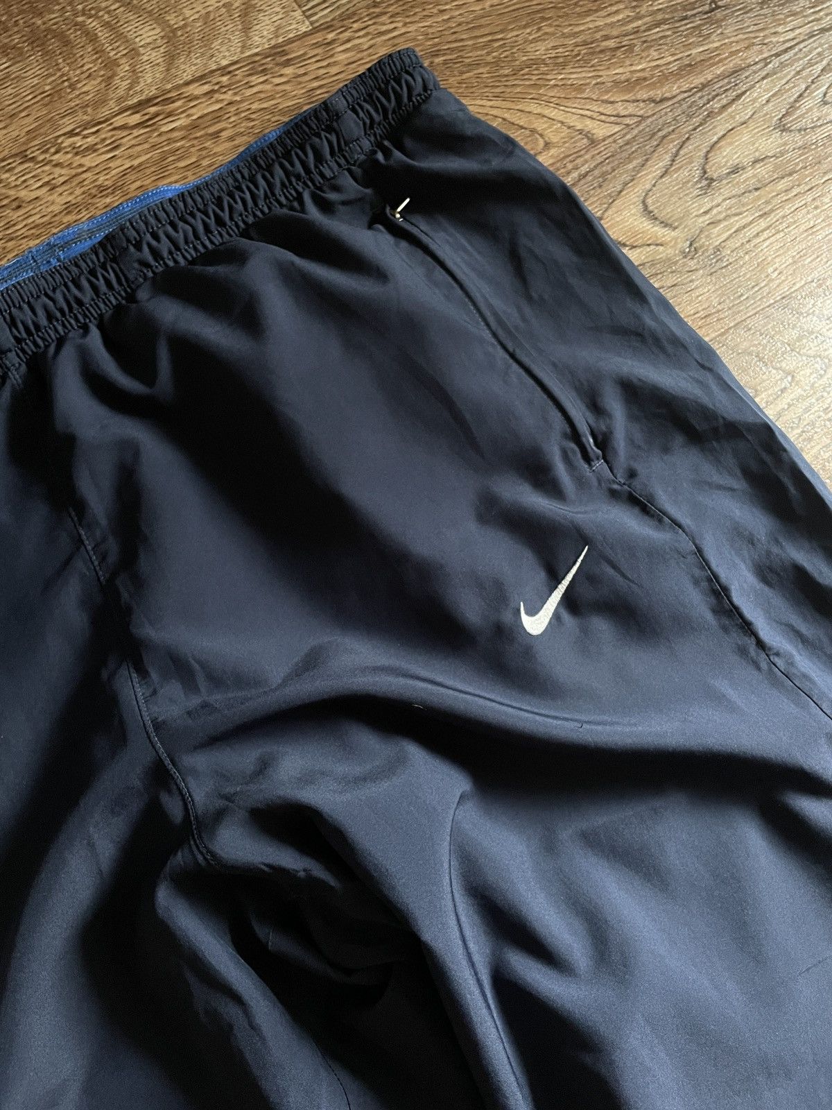 Nike Vintage Nike Track Pants Double Swoosh Y2K Baggy Sweatpants Size US 36 / EU 52 - 4 Thumbnail