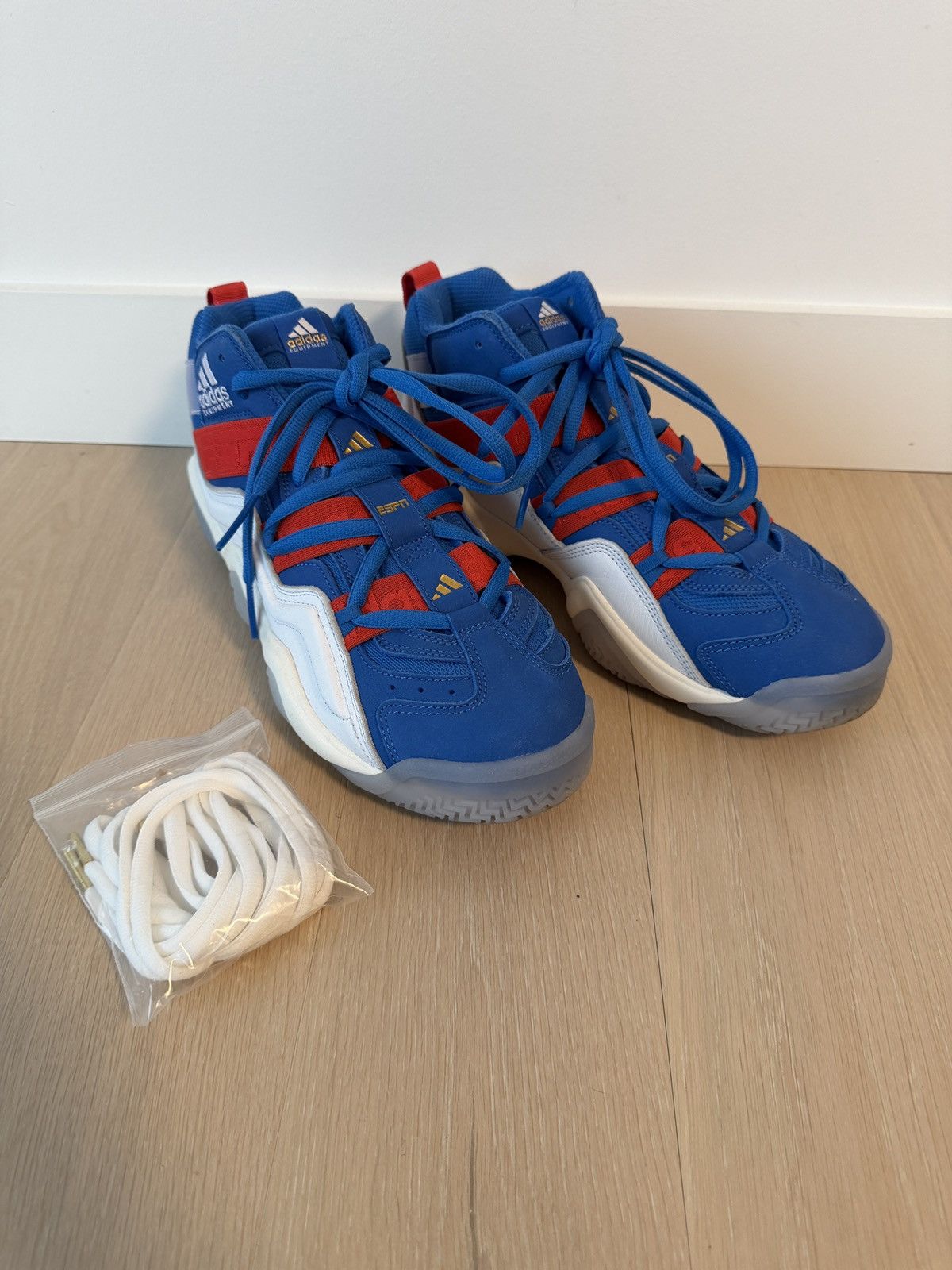 Adidas Adidas ESPN Top Ten 2000 Size US 11 / EU 44 - 1 Thumbnail