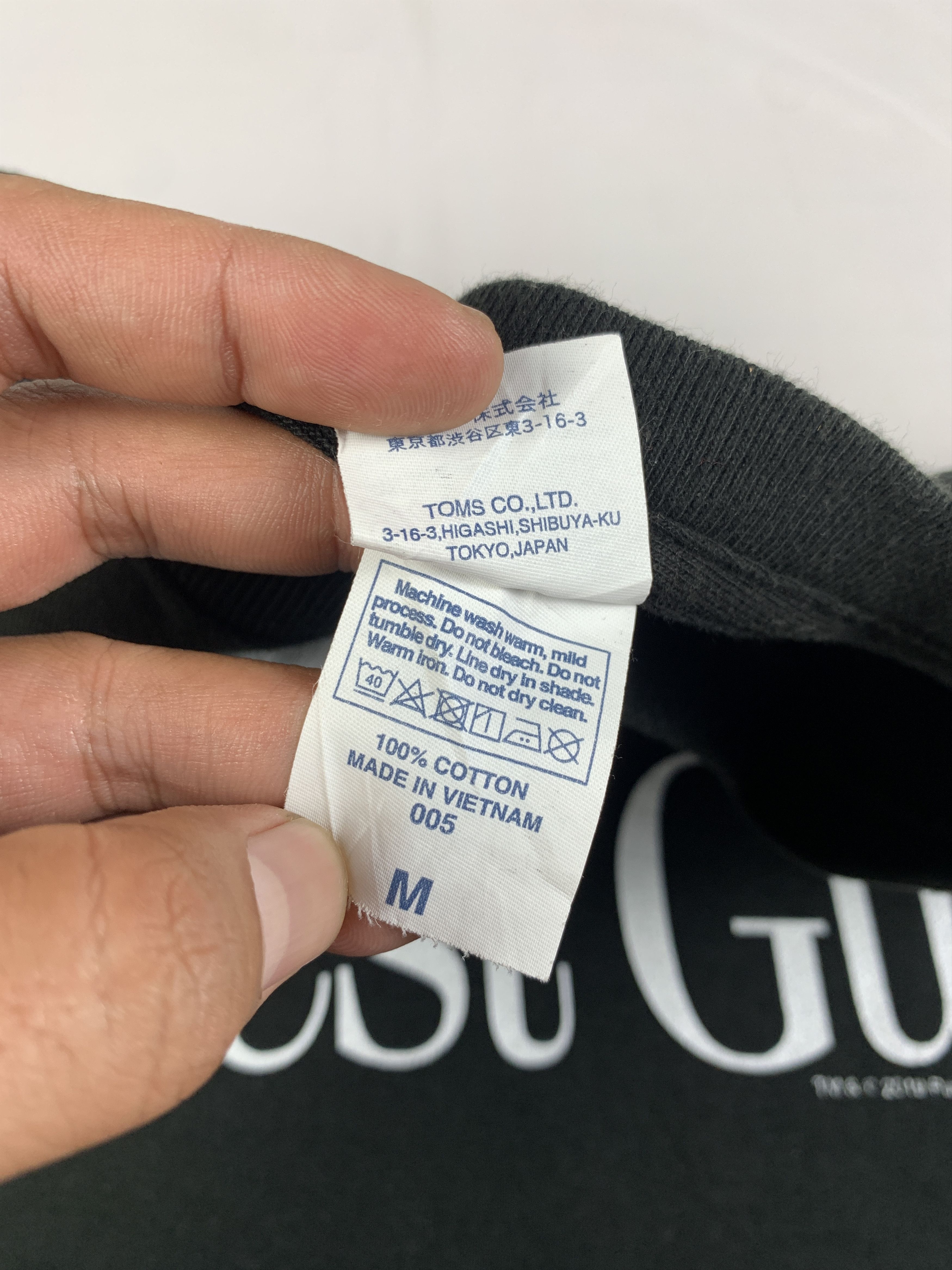 Japanese Brand 2019 Forrest Gump Movie Black Feather Tee (M) Size US M / EU 48-50 / 2 - 7 Thumbnail