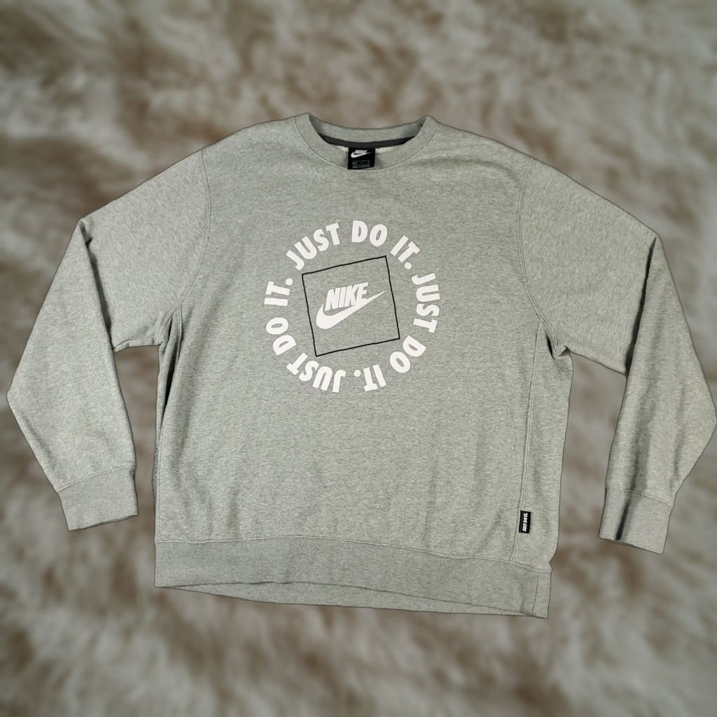 Nike Nike Mens Sweater Size XL Gray Fleece Pullover Crew Neck Sweatshirt Size US XL / EU 56 / 4 - 1 Thumbnail