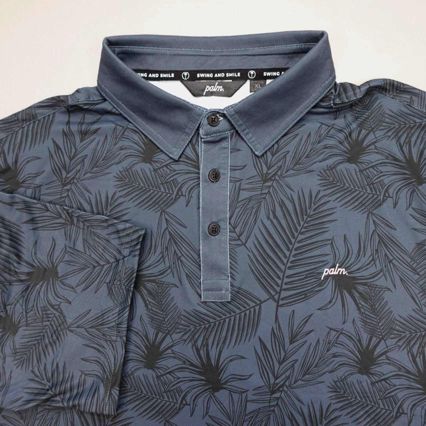 Vintage Tailgate Palm Golf Co Overlook Performance Polo Navy Slim Fit Size XL Men Short Sleeve Patch Embroidered Collared Shirt Size US XL / EU 56 / 4 - 2 Thumbnail