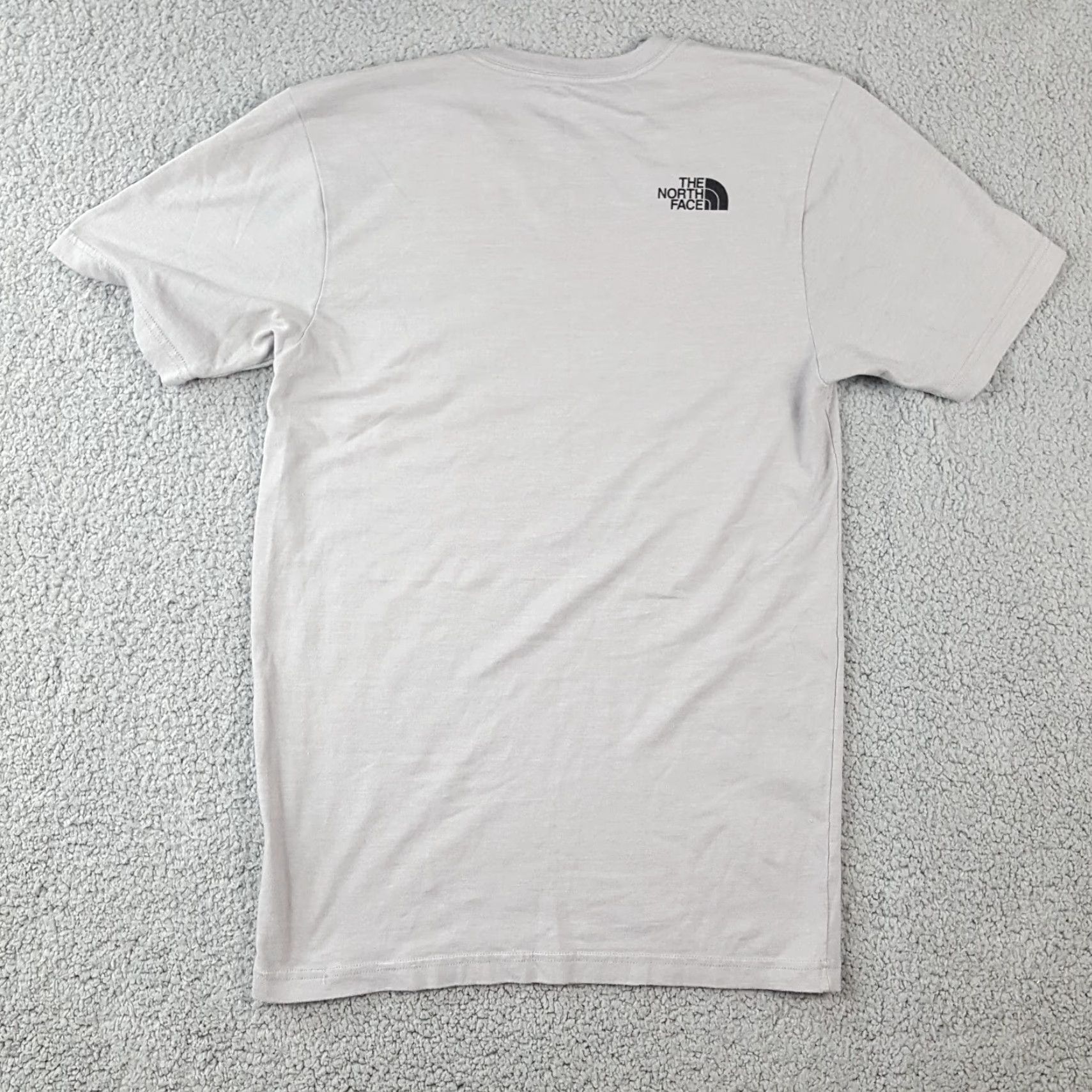 The North Face VINTAGE The North Face Gray Mountain Logo T-Shirt Men's Small Slim Outdoor Hiking 00s Size US S / EU 44-46 / 1 - 7 Thumbnail