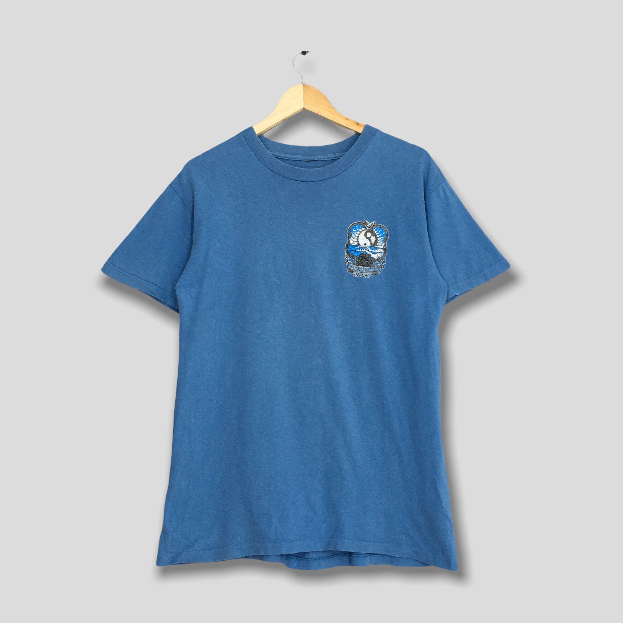 image of Made In Hawaii x Surf Style Vintage 90's T&c Surf Designs Sunset View T Shirt Medium in Blue, Men's