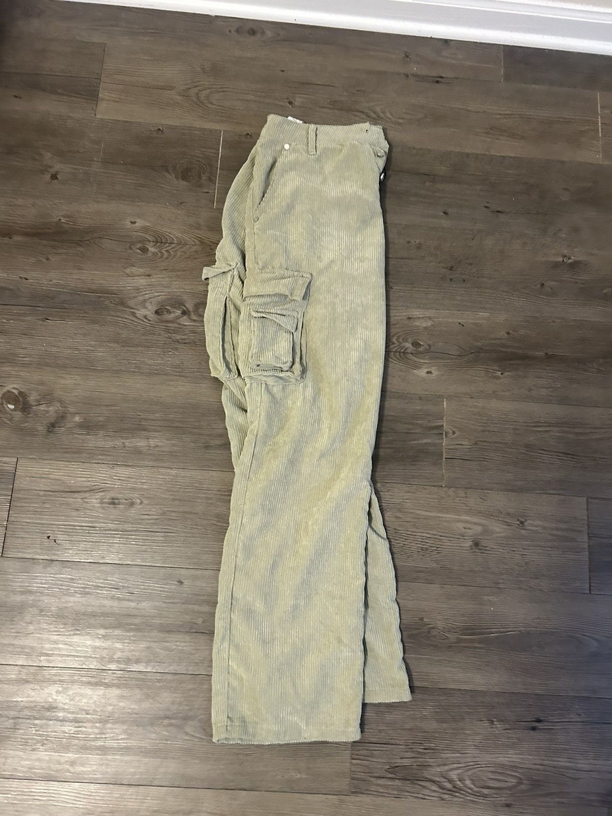 Boohoo khaki corduroy cargo pants Size US 32 / EU 48 - 4 Thumbnail