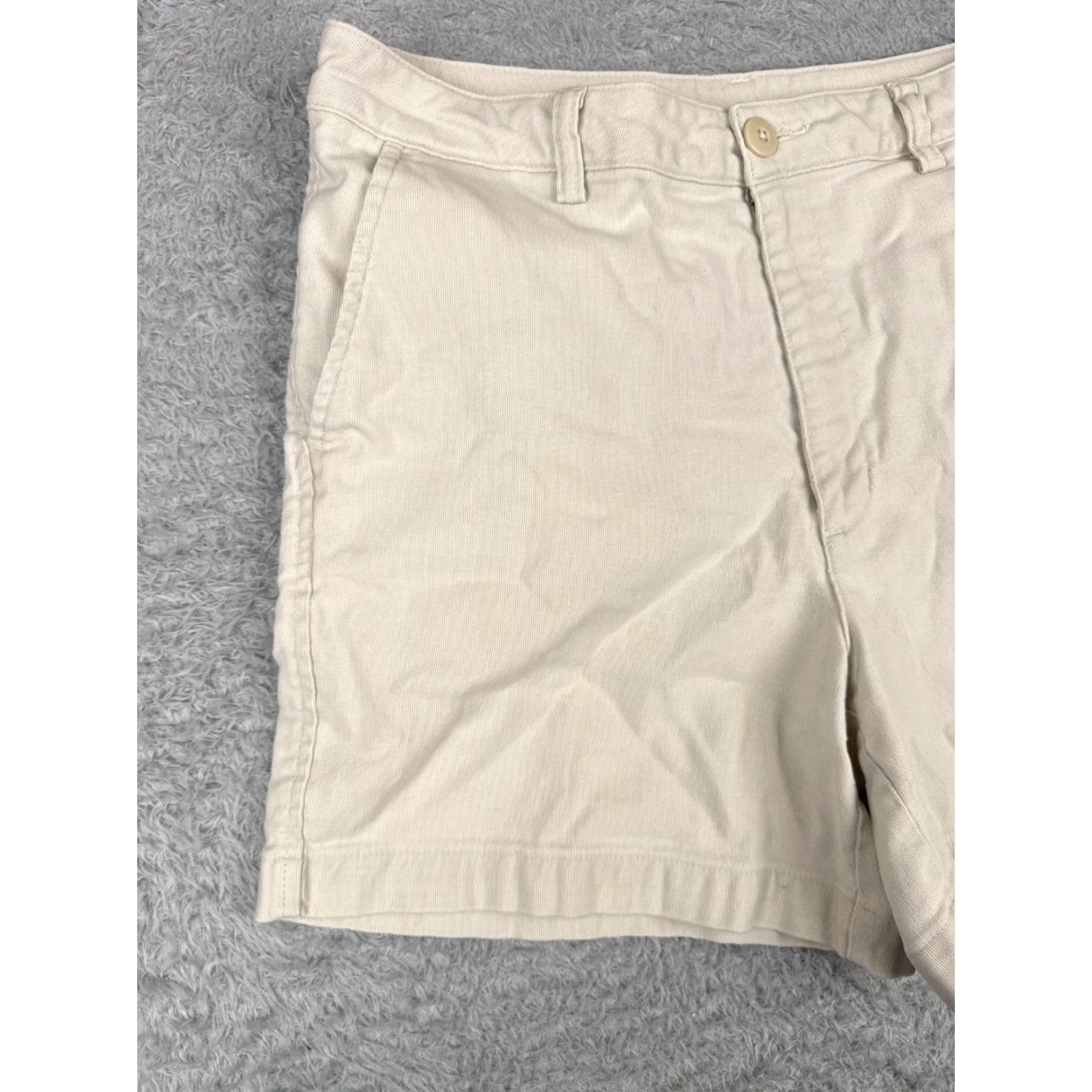 Patagonia VINTAGE Patagonia Shorts Womens 10 Beige Cotton Twill Chino Casual 30x5 57400 Size 32" / US 10 / IT 46 - 2 Thumbnail
