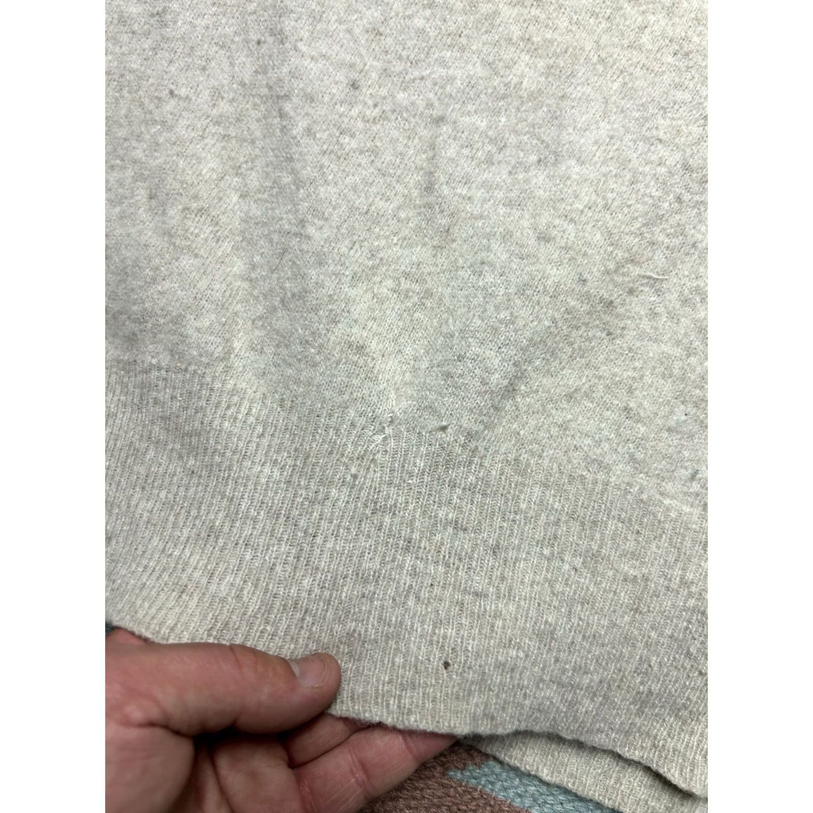 Vintage VINTAGE 1950s Short Sleeve Fur Sweater Lambs Wool Blend Women's L Beige Pullover Women's Size L / US 10 / IT 46 - 2 Thumbnail