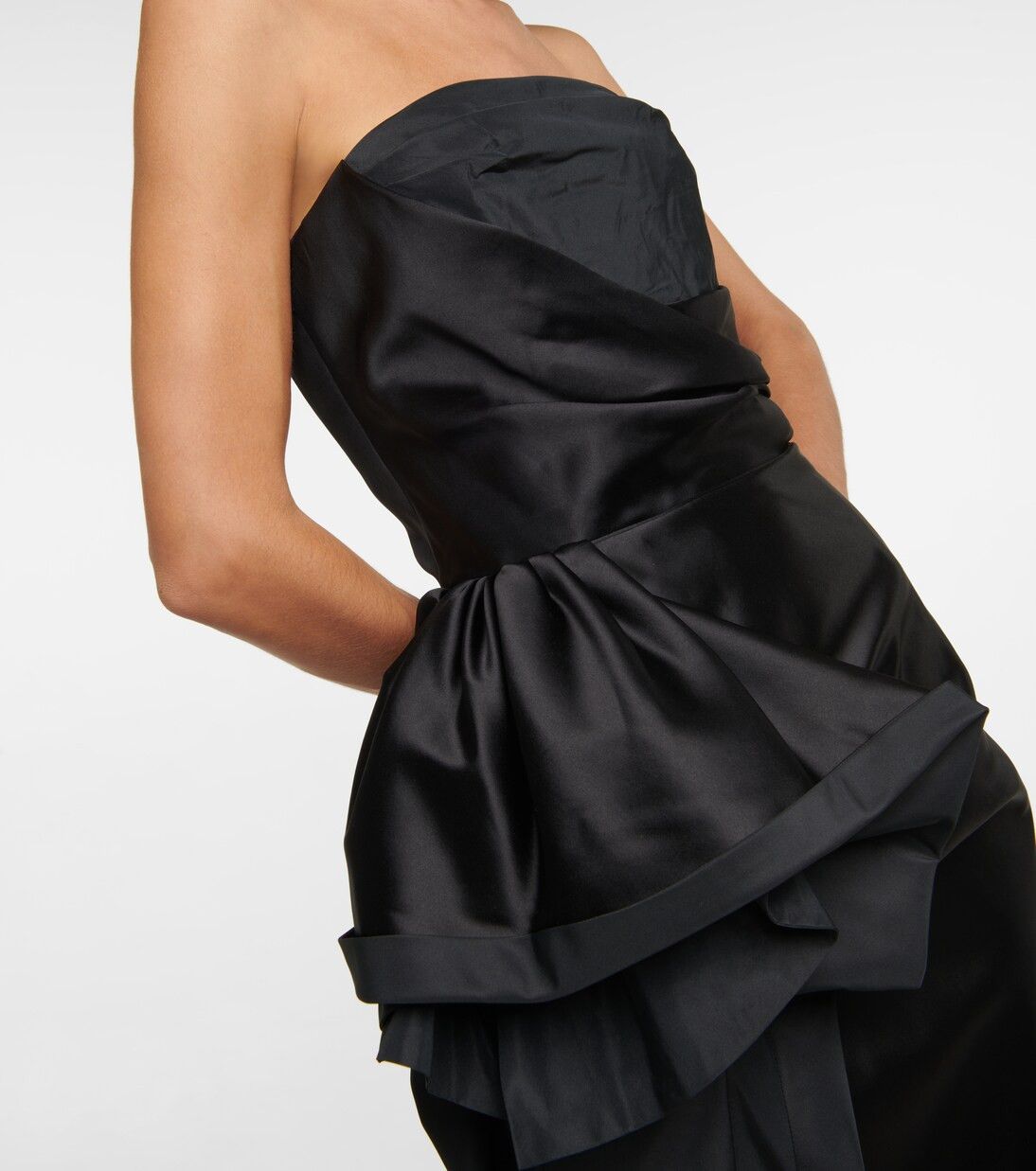 Maison Margiela o1y0625 Midi Dress in Black Size M / US 6-8 / IT 42-44 - 2 Thumbnail