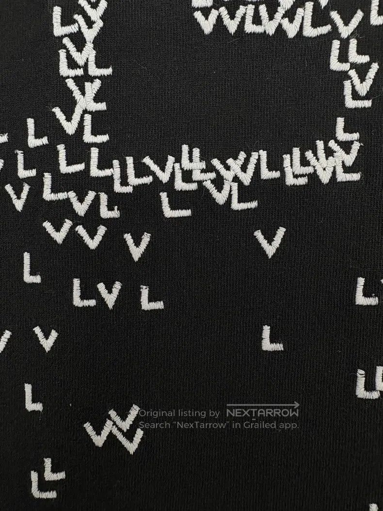 Louis Vuitton Louis Vuitton Black embroidered small airplane short sleev Size US L / EU 52-54 / 3 - 4 Thumbnail