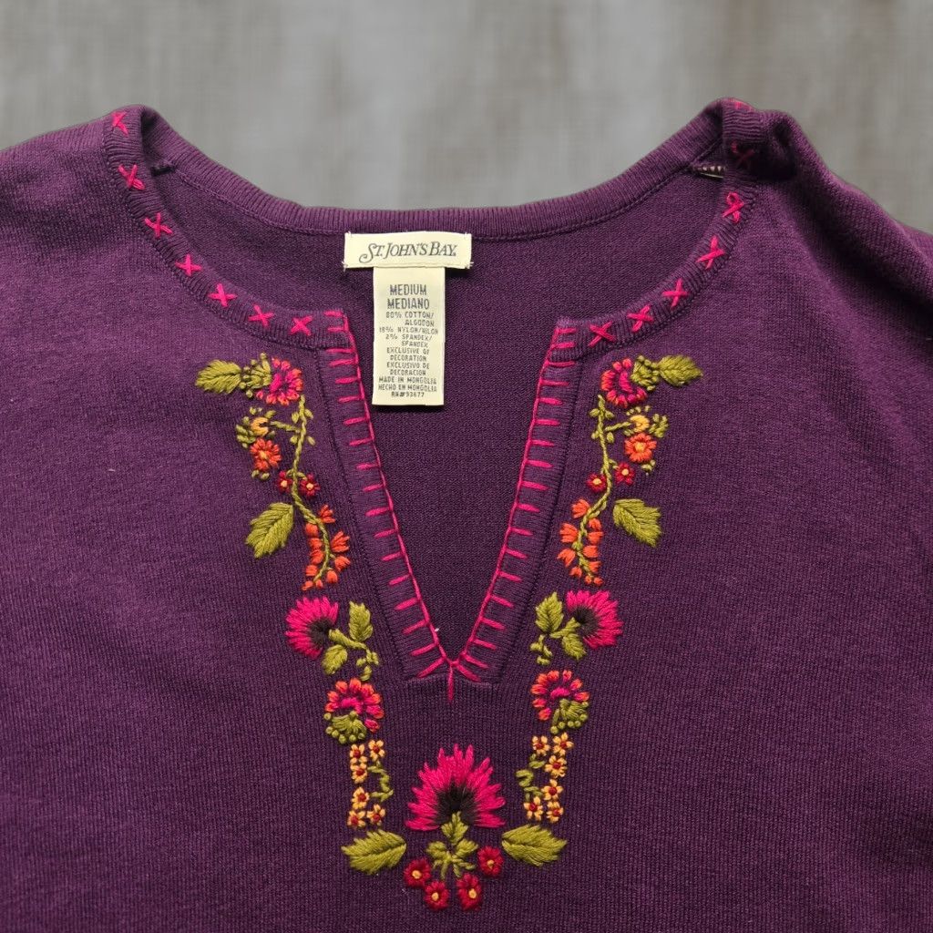 Vintage St. John's Bay Purple Floral Flowers Long Sleeve Knit Sweater Adult Women's Med Size M / US 6-8 / IT 42-44 - 1 Thumbnail