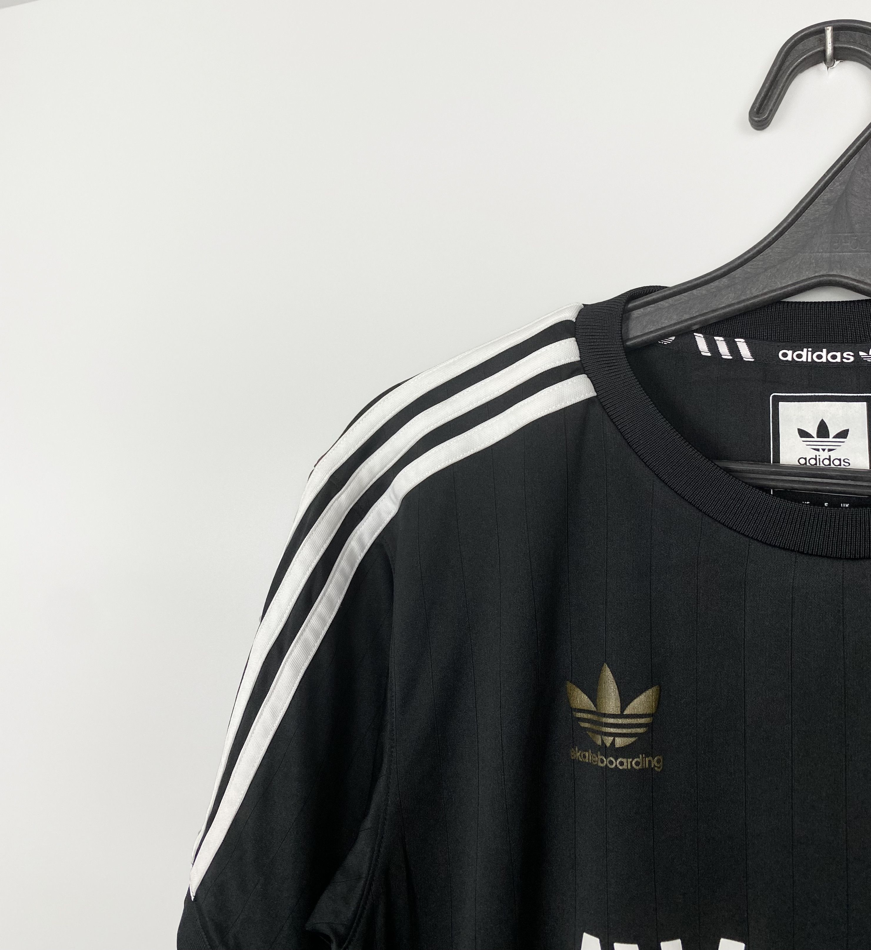 Adidas Adidas Skateboarding Mark Gonsales Away Days Tour Size US S / EU 44-46 / 1 - 3 Thumbnail
