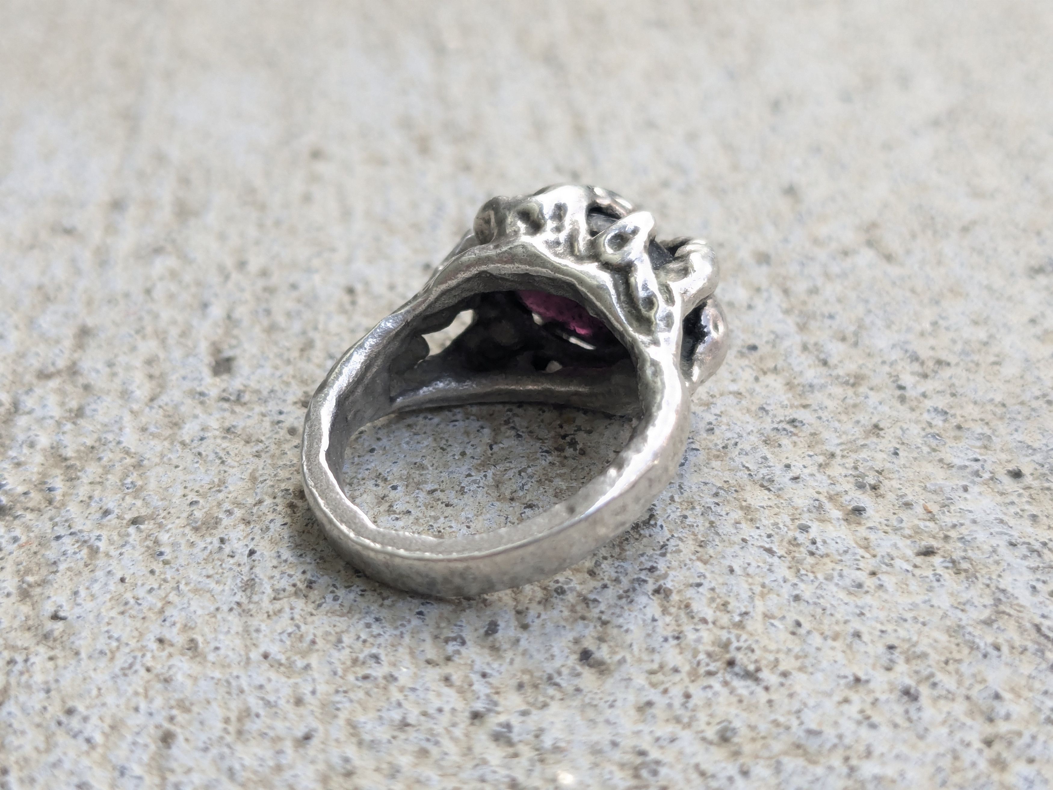 Jewelry Vintage Sterling Silver Ring Brutalist 4.5 Pink Glass Oval Size ONE SIZE - 7 Thumbnail