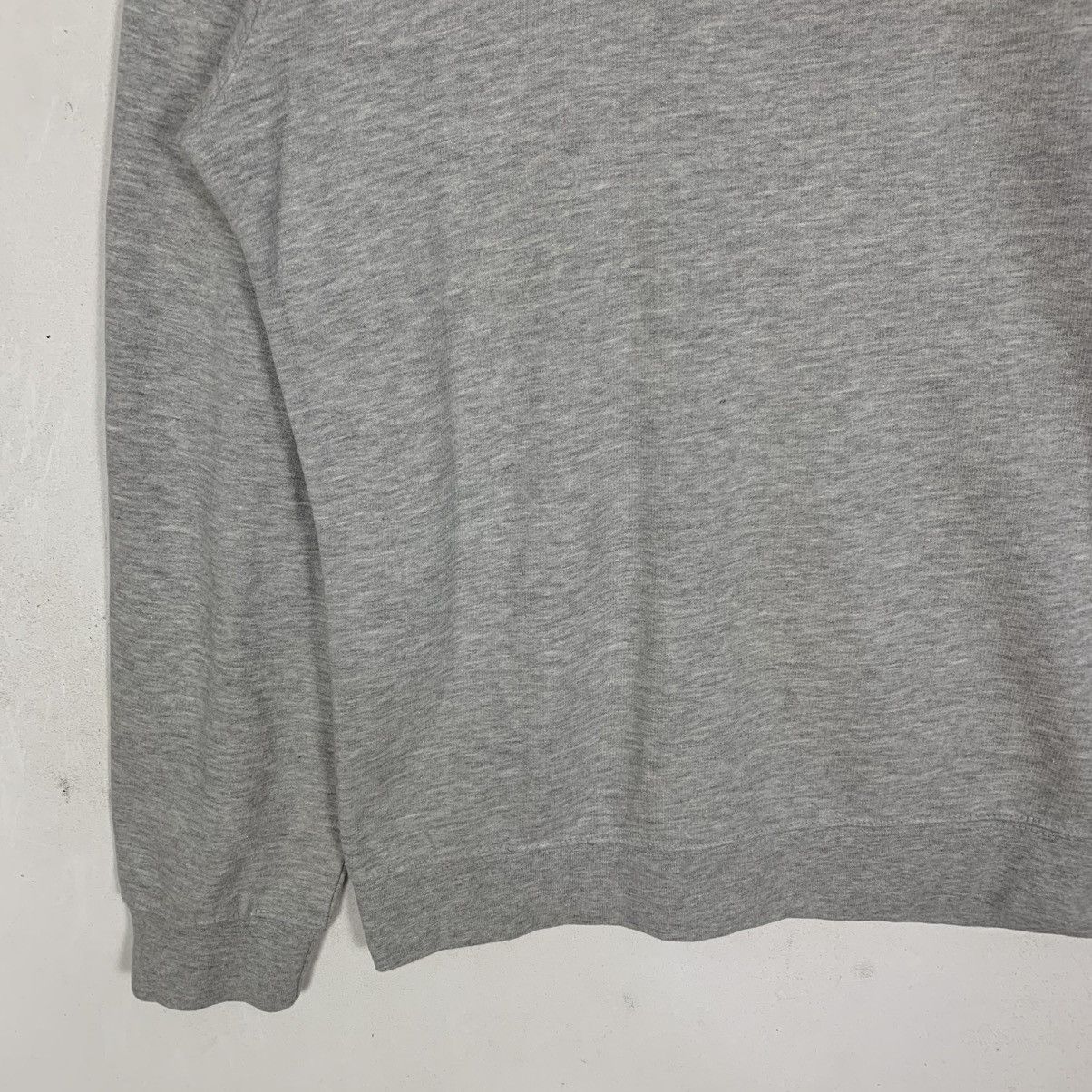 Obey Obey Apparel Streetwear JapaneseBrand Big logo Sweatshirt Size US L / EU 52-54 / 3 - 3 Thumbnail