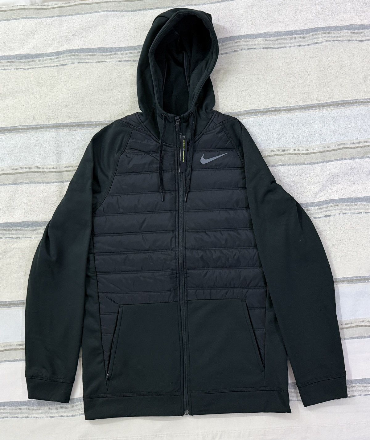 Nike Nike Therma Training Jacket Men’s Sz S-Tall Quilted Jacket Size US S / EU 44-46 / 1 - 3 Thumbnail