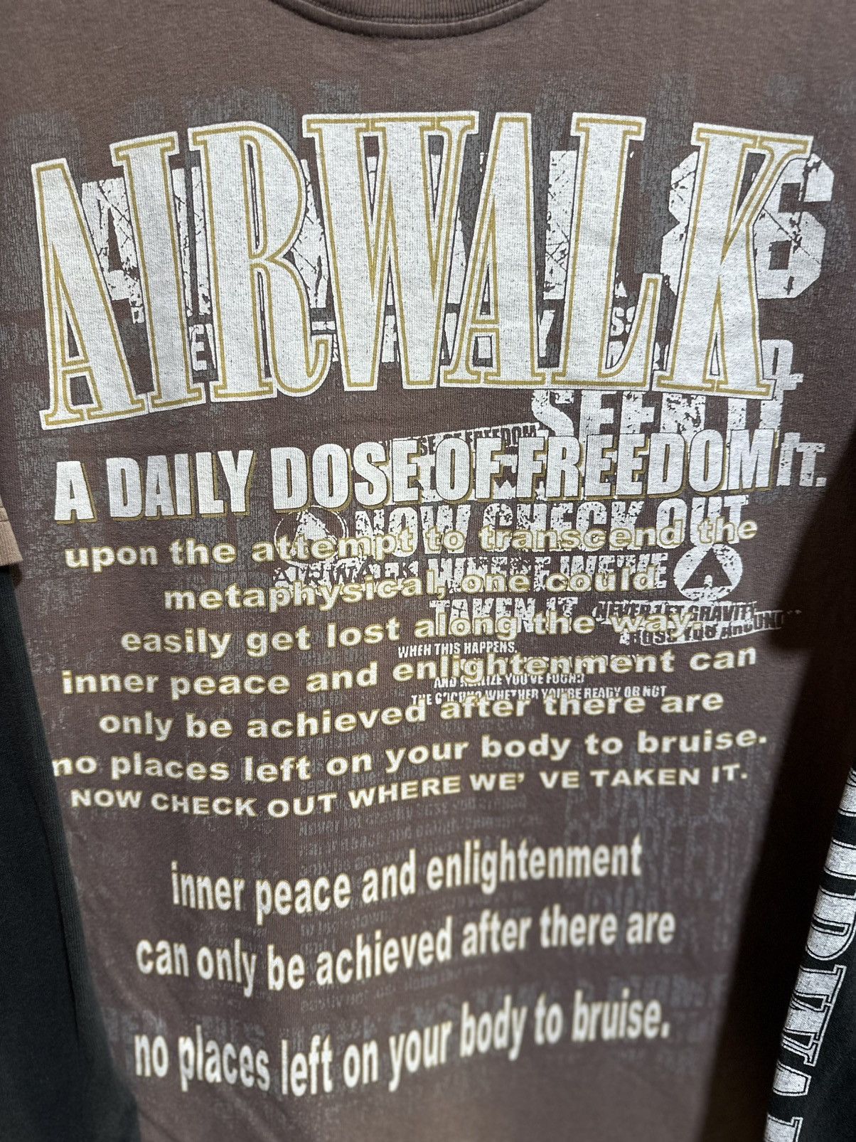 Airwalk Vintage Airwalk Skateboard Grunge Long Sleeve Faded tee Size US M / EU 48-50 / 2 - 2 Thumbnail