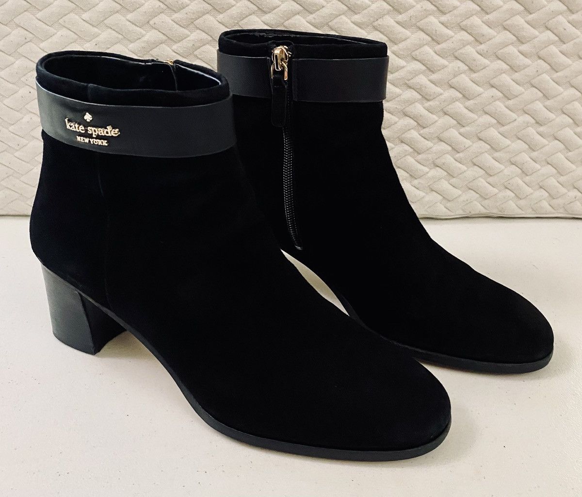 Kate Spade Kate Spade NY Black Suede Logo Ankle Morgan Bootie 9 US VGC Size US 9 / IT 39 - 4 Thumbnail
