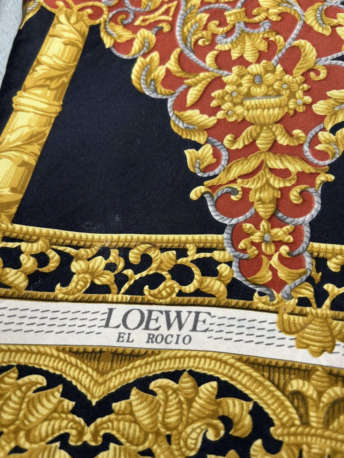 Loewe Vintage Loewe ‘El Rocio’ Silk Baroque Button Up Size US M / EU 48-50 / 2 - 8 Thumbnail
