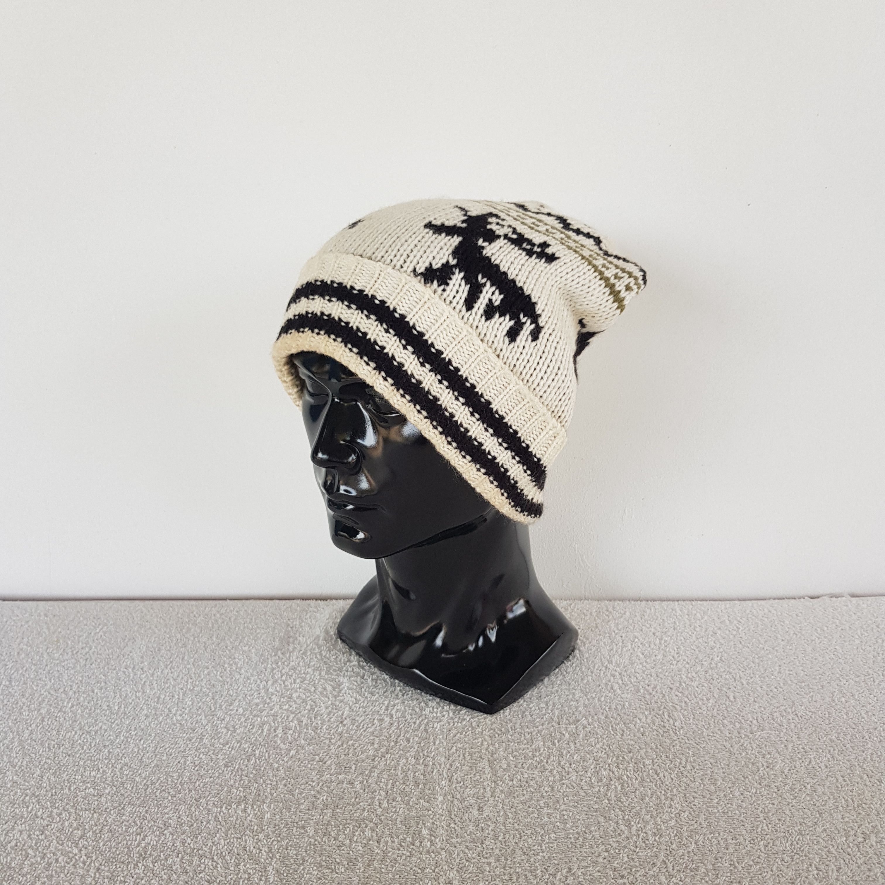 Other Vintage Unknown Japanese Brand Beanie Pom Pom Snow Caps Hat Size ONE SIZE - 1 Thumbnail