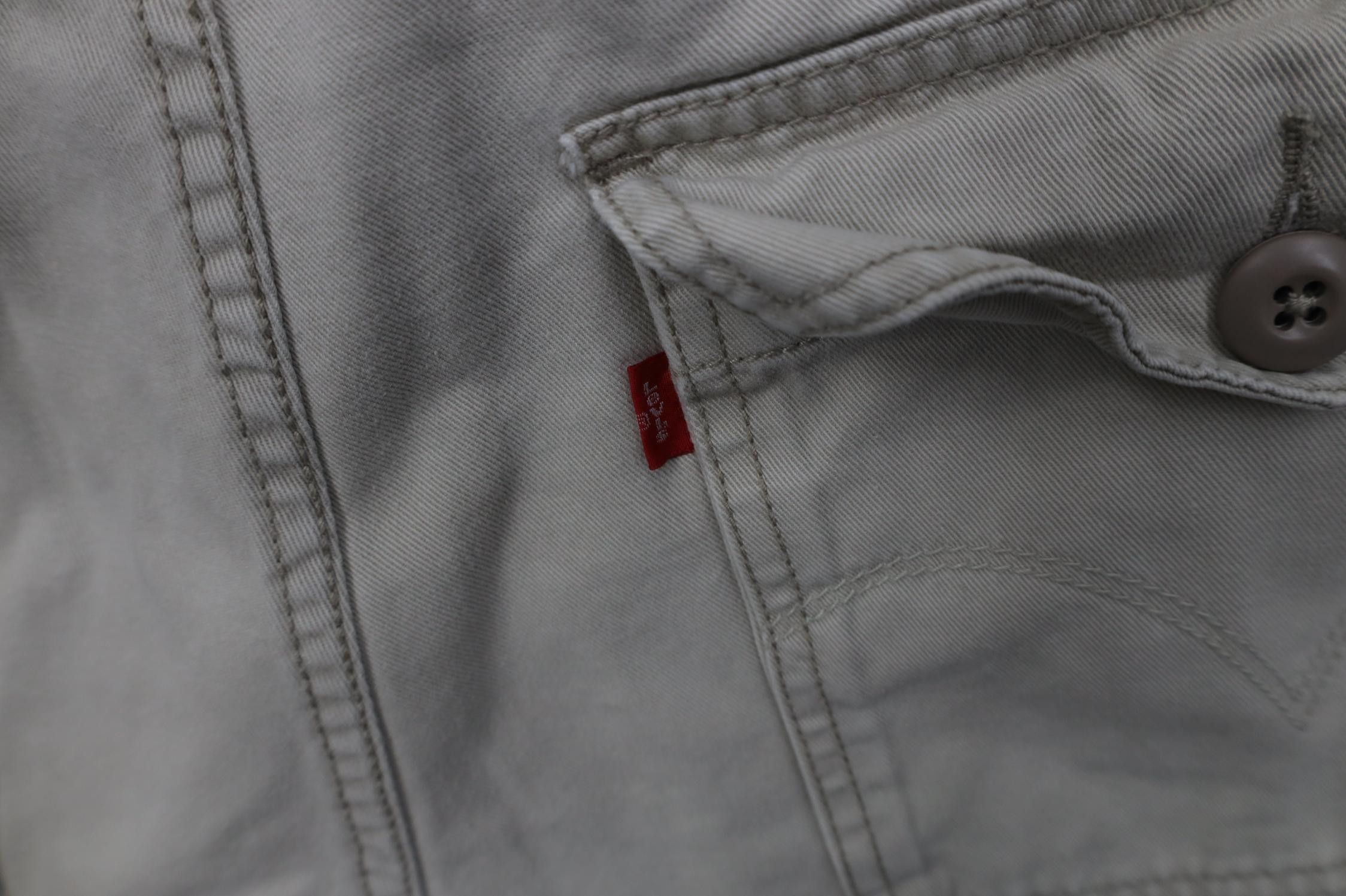 Levi's Vintage Y2K 2004 Levis Baggy Fit Cargo Shorts Beige Khaki Size US 34 / EU 50 - 15 Thumbnail