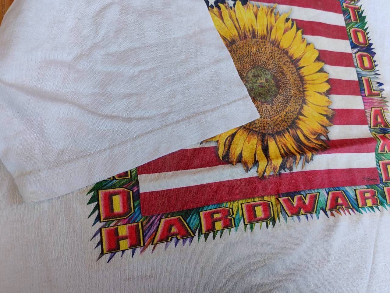 Gildan Ed Seeman Artist Cashman's Tool & Hardware 2005 Vtg T Shirt Size US M / EU 48-50 / 2 - 4 Thumbnail