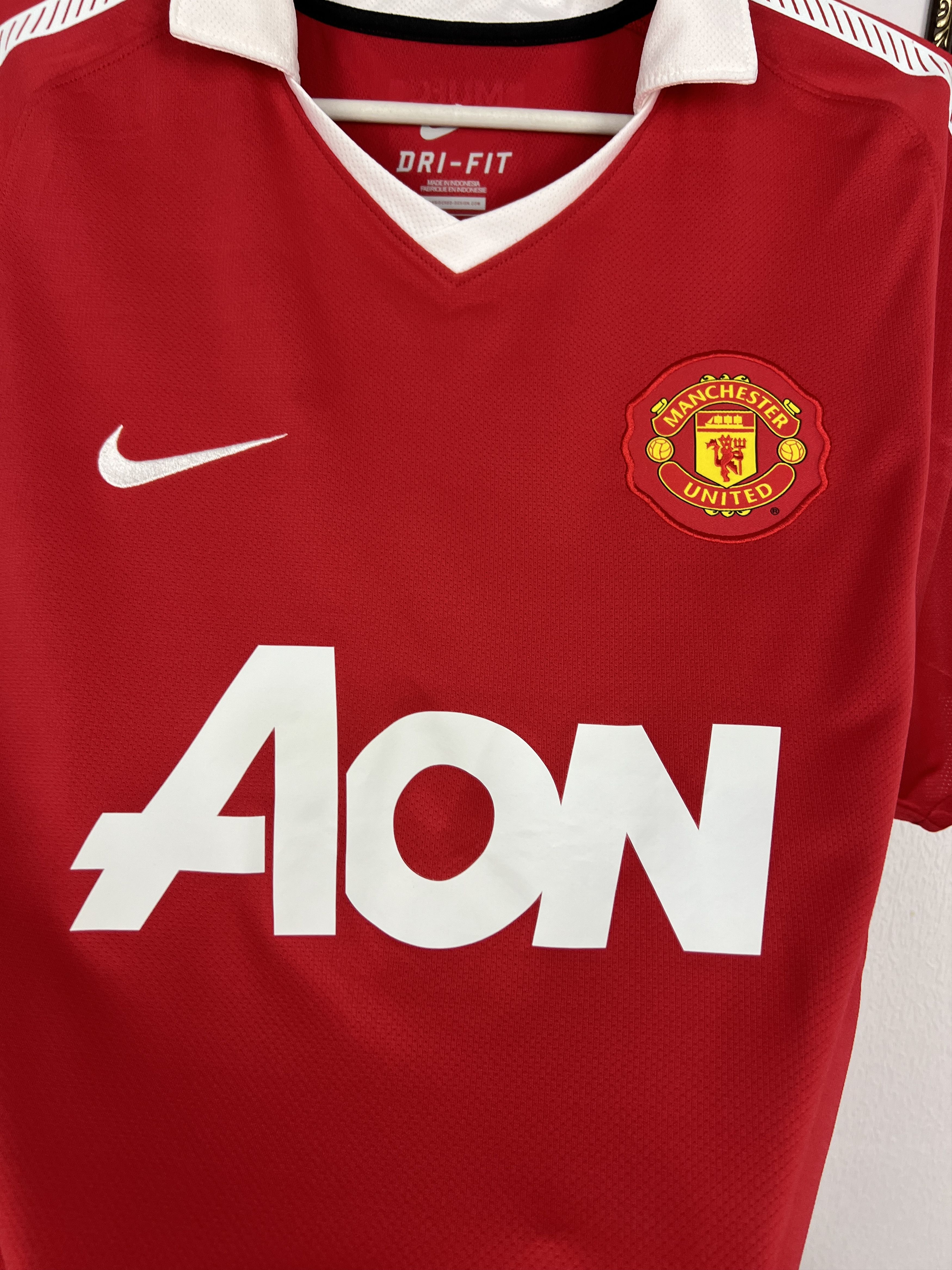 Nike Manchester United Home football 2010 #14 Chicharito Nike Size US M / EU 48-50 / 2 - 5 Thumbnail