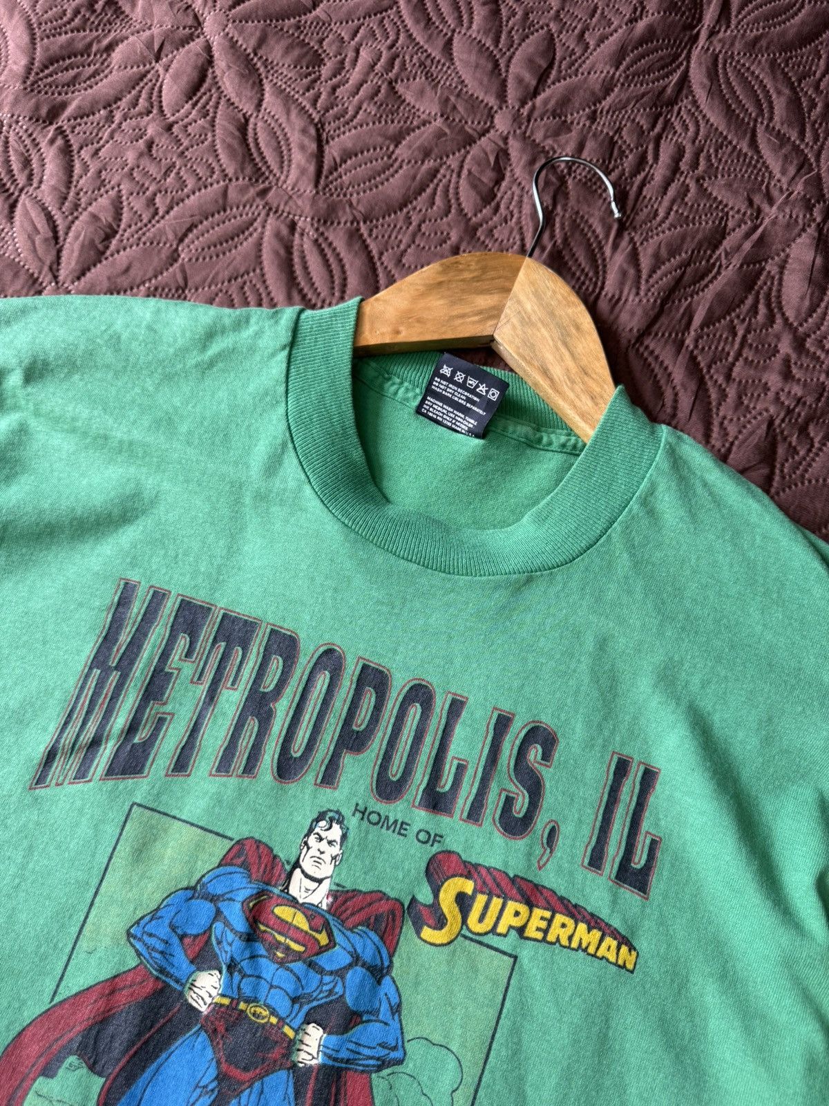 DC Comics Vintage early 90s Superman dc comic dated 1993 Size US L / EU 52-54 / 3 - 4 Thumbnail