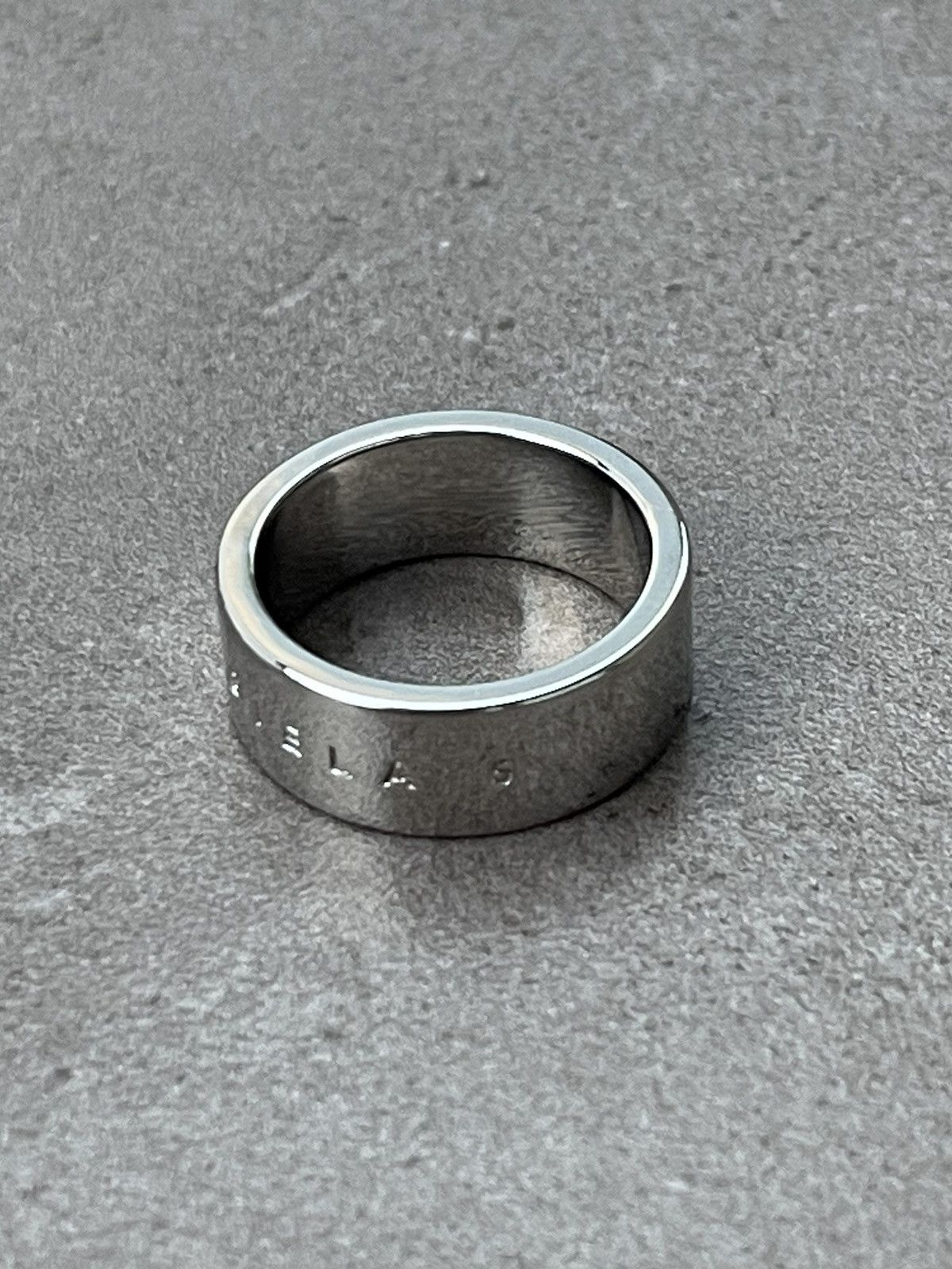 Maison Margiela !DS! FW23 Maison Margiela Text Logo Polished Palladio Ring Size ONE SIZE - 3 Thumbnail