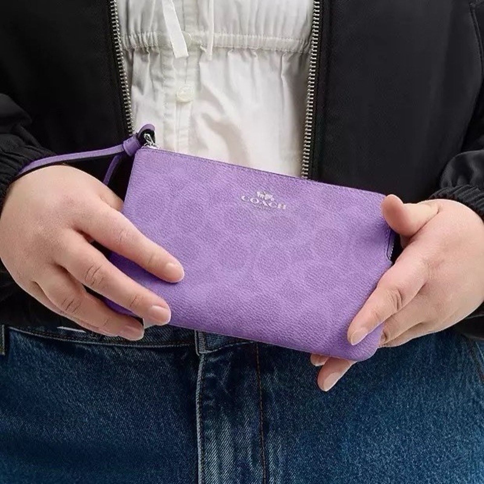 Coach NWT Coach Corner Zip Wristlet Signature CAQ75 Silver/Iris Size ONE SIZE - 6 Thumbnail