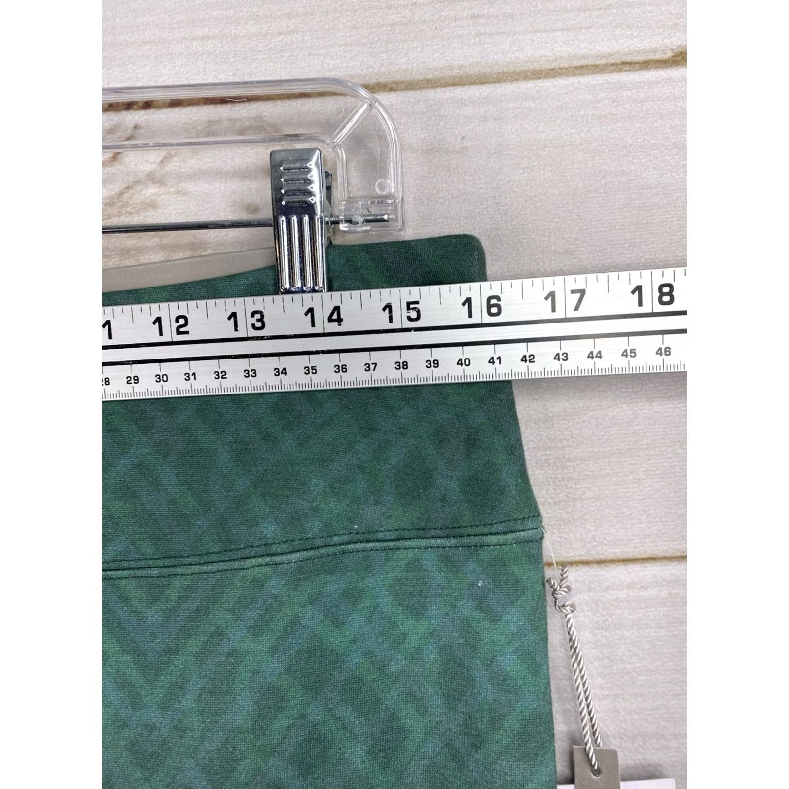 Soft Surroundings Soft Surroundings Legging Geometric Ankle Slimming Stretch NWT L Green Multicolor Pants Women Size 36" / US 14 / IT 50 - 5 Thumbnail