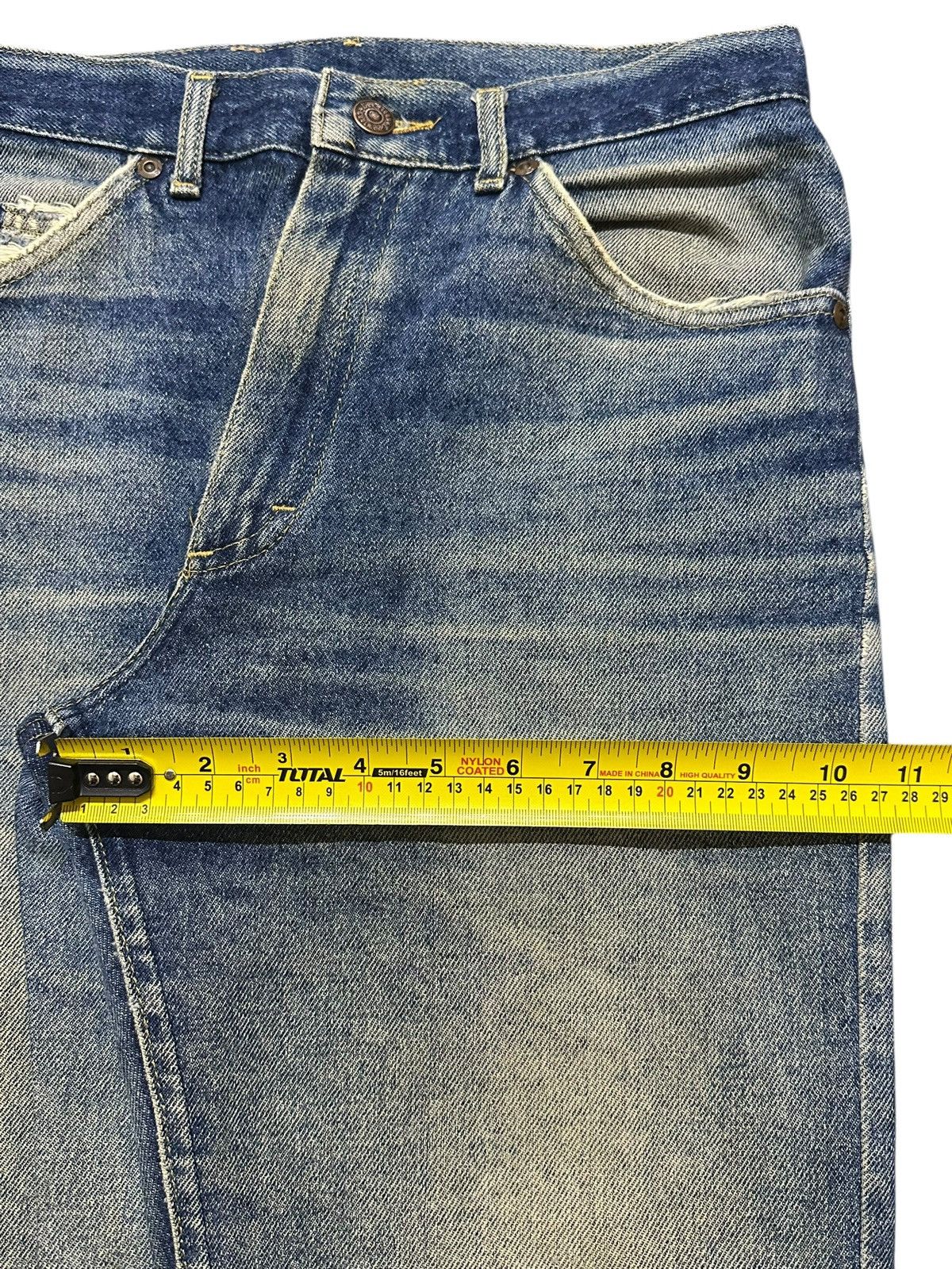 Lee Vintage 90s Lee Mud Wash Faded Whiskers Distress Style Jeans Size US 28 / EU 44 - 16 Thumbnail