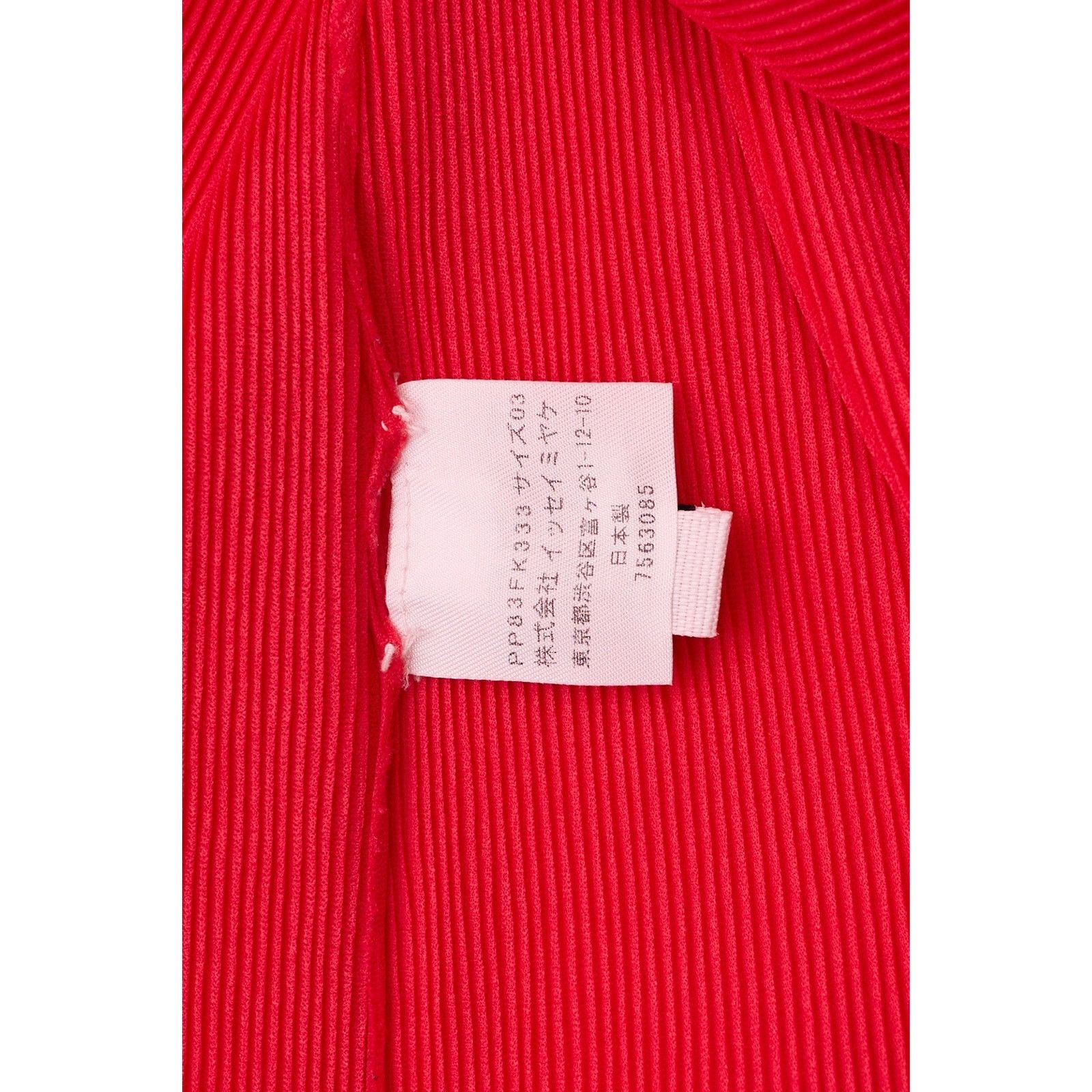 Issey Miyake Pleats Please Red Short Sleeve Top Size L / US 10 / IT 46 - 5 Thumbnail