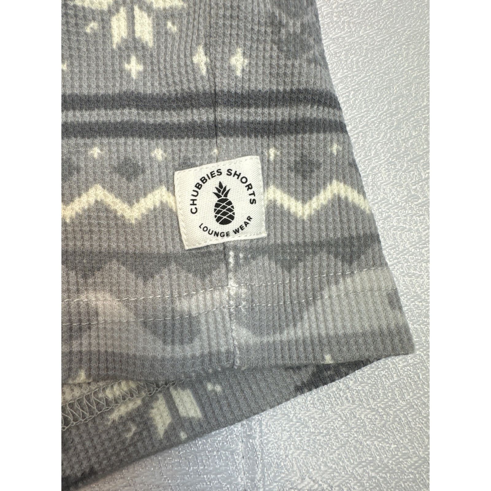 Chubbies Chubbies Gray 5.5” Waffle Knit Lounge PJ Shorts men sz M Size US 32 / EU 48 - 3 Thumbnail