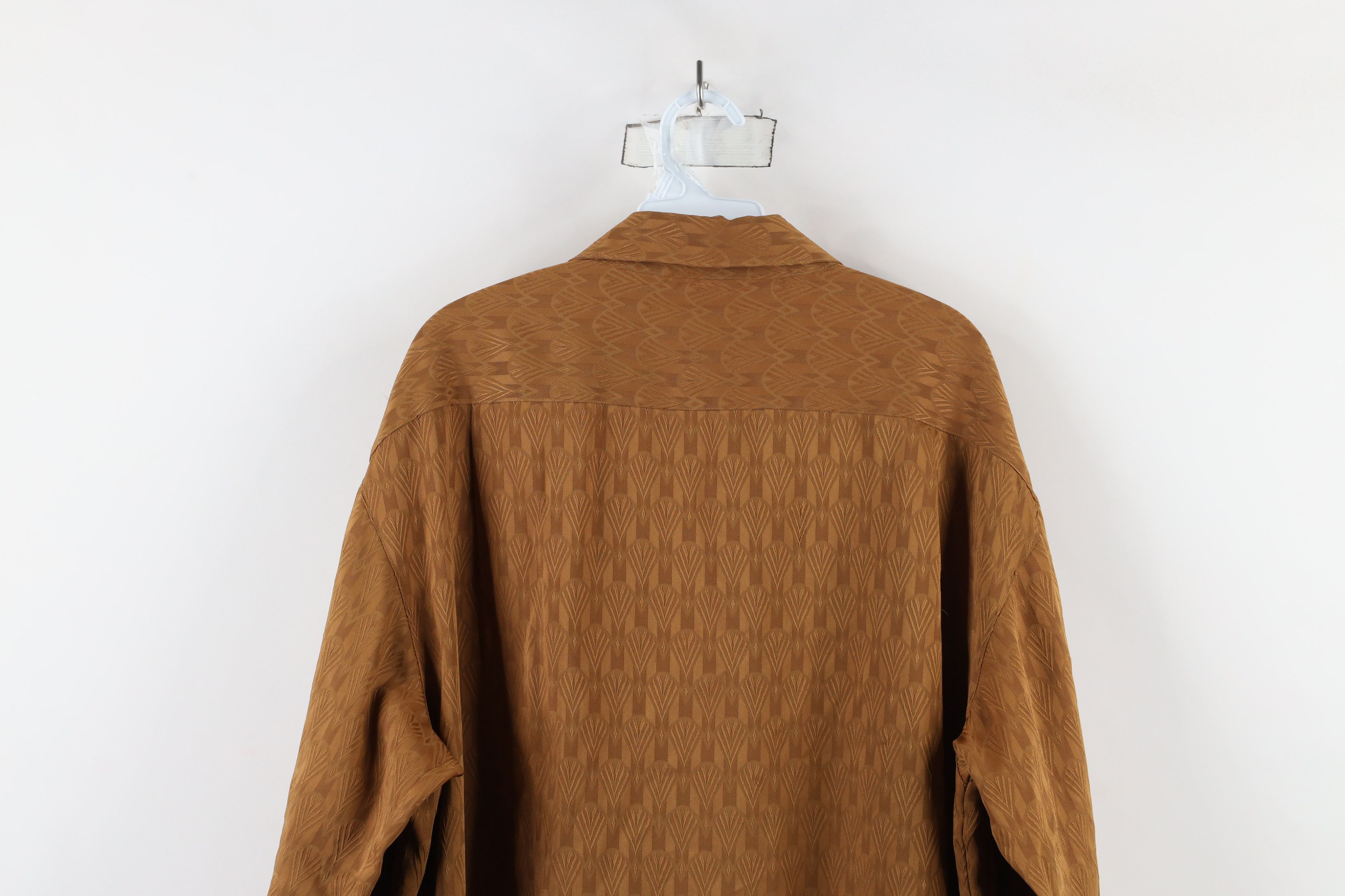 Vintage Vintage 90s Streetwear Baggy Fit Collared Button Shirt Size US XL / EU 56 / 4 - 13 Thumbnail