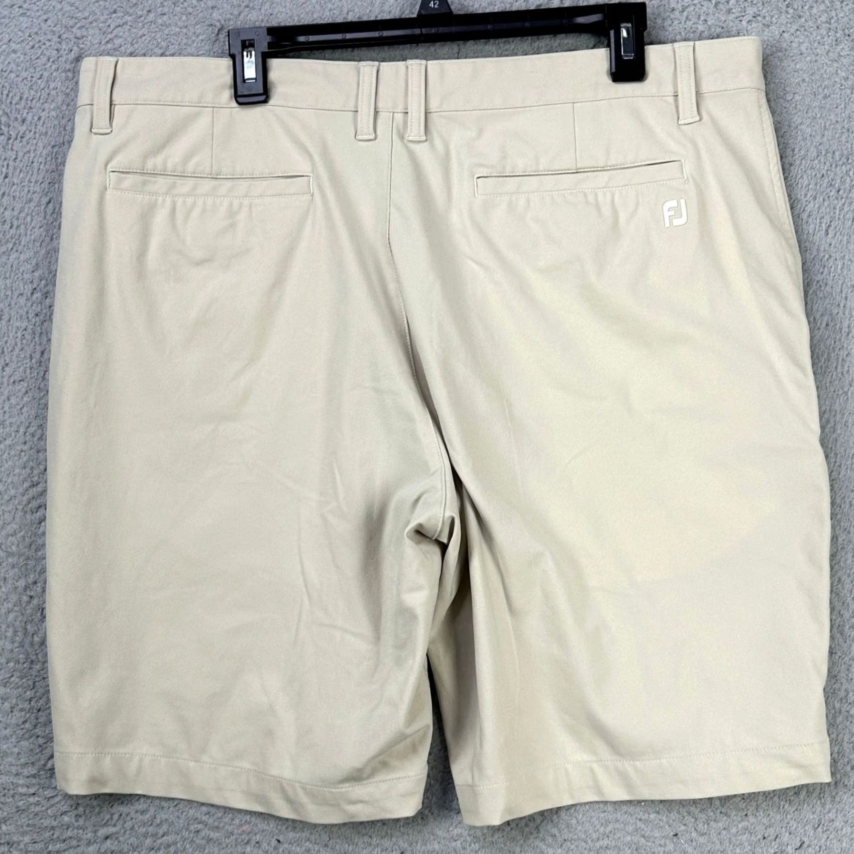 Footjoy FootJoy FJ Mens Chino Golf Shorts 38 Beige Performance Flat Front Pocket Logo Shirt? Size US 38 / EU 54 - 2 Thumbnail
