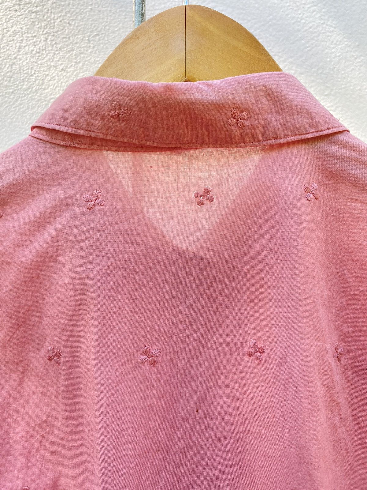 Nina Ricci Nina Ricci Pink Floral Short Sleeve Shirt Size ONE SIZE - 13 Thumbnail
