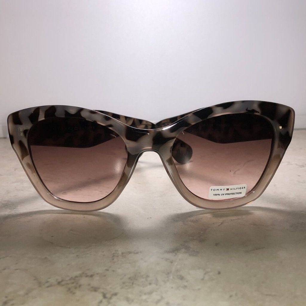 Tommy Hilfiger Tommy Hilfiger Cat-Eye Gray Animal Print Sunglasses Size ONE SIZE - 2 Thumbnail